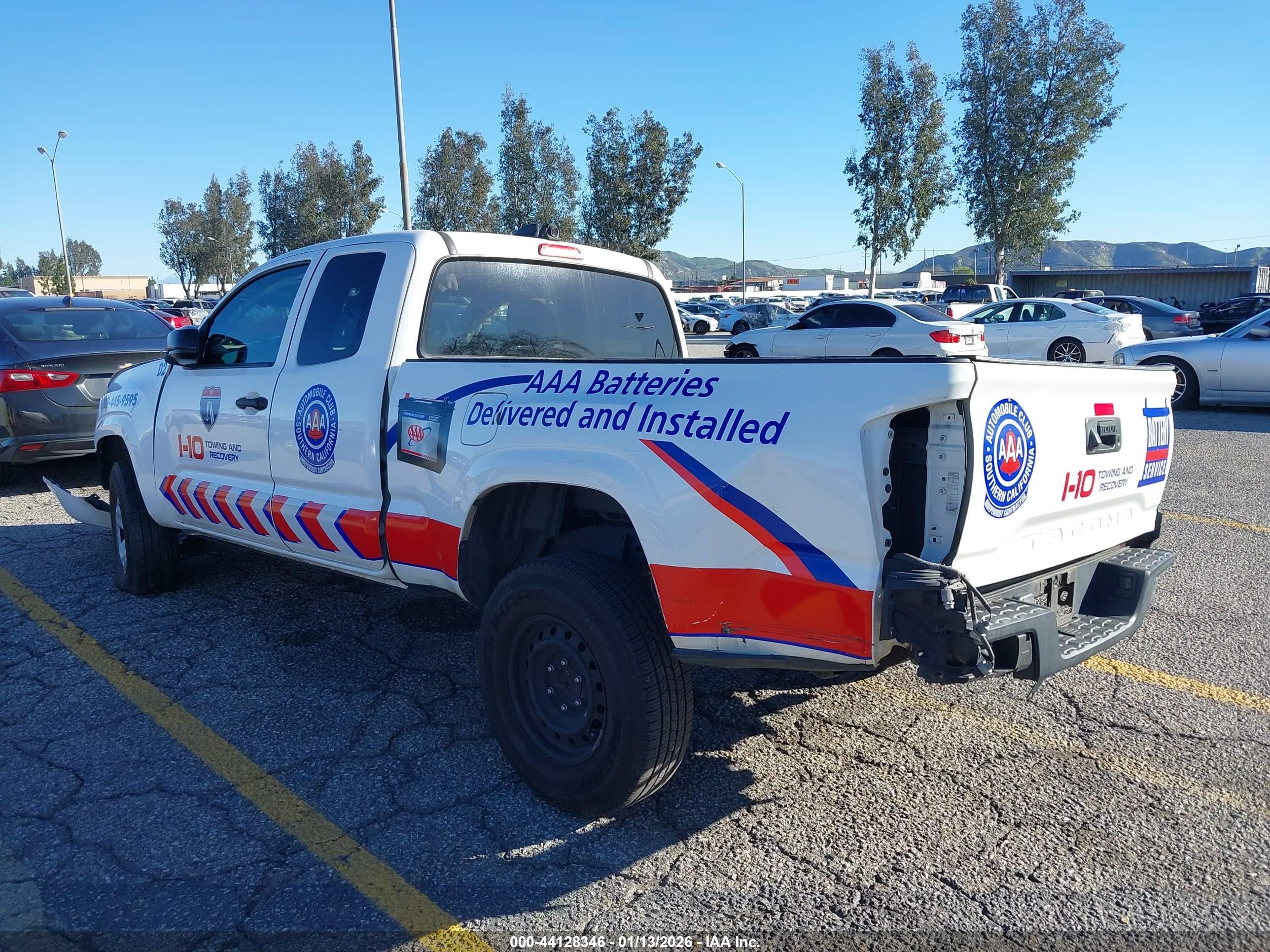 TOYOTA TACOMA image 3