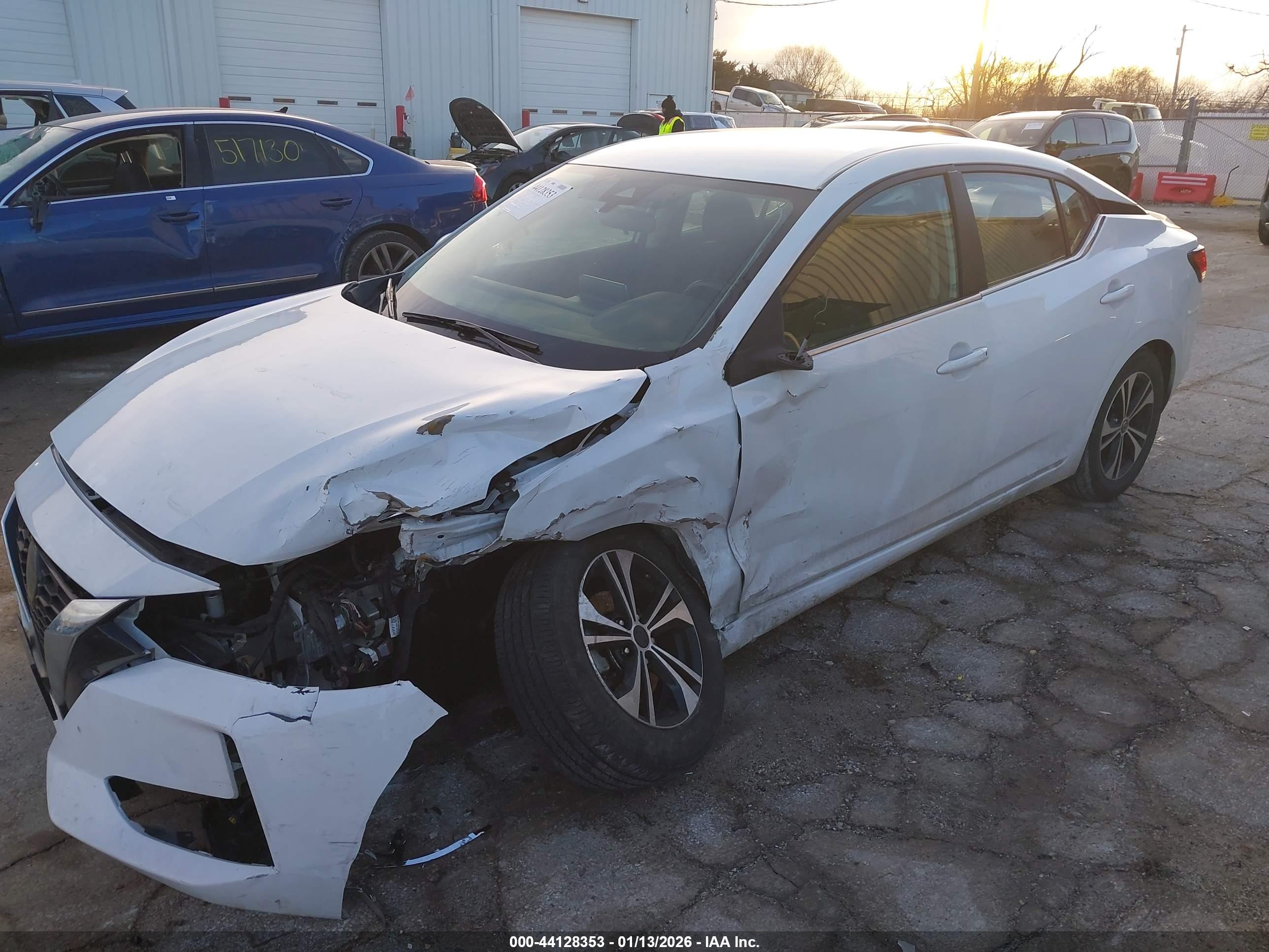 NISSAN SENTRA image 2