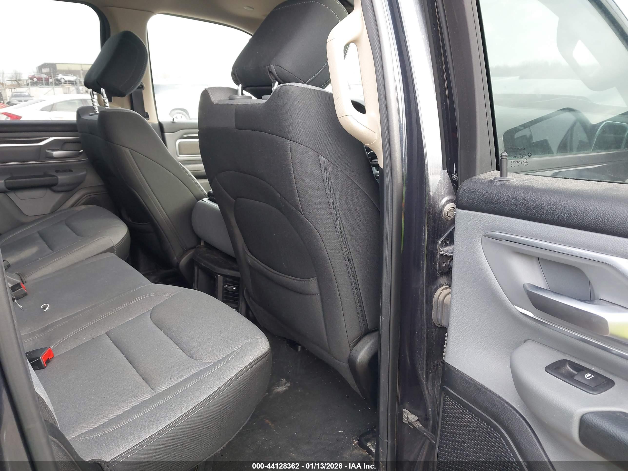 RAM 1500 image 8