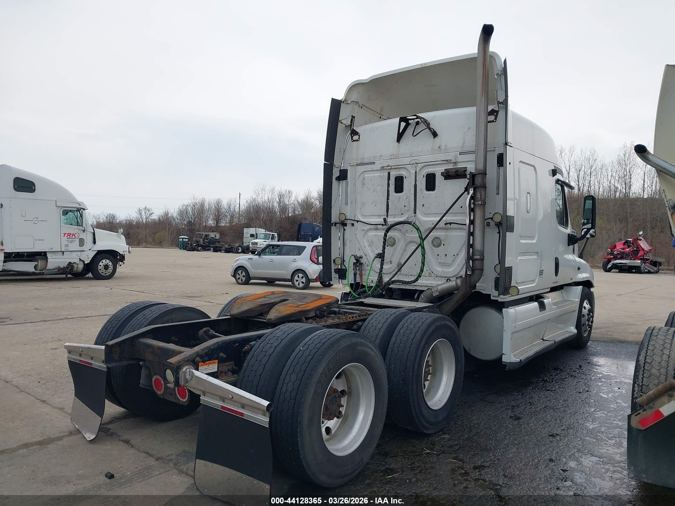 FREIGHTLINER CASCADIA image 4