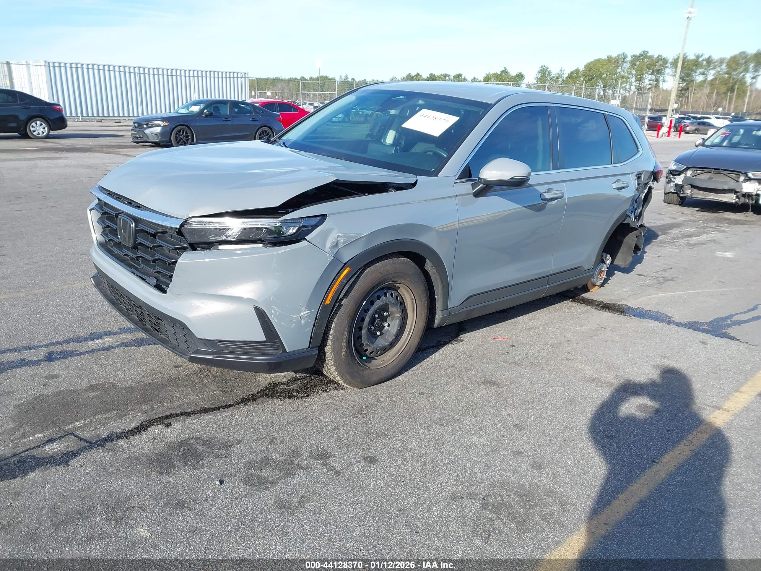 HONDA CR-V image 2