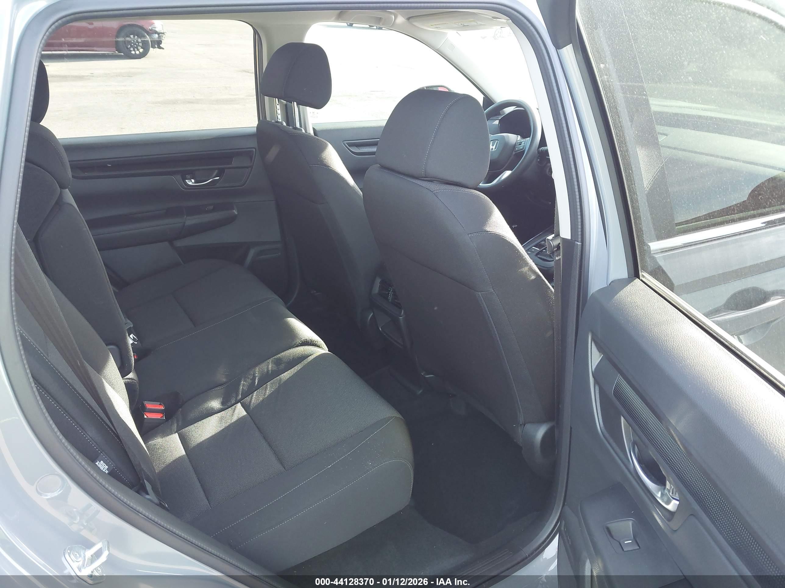 HONDA CR-V image 8