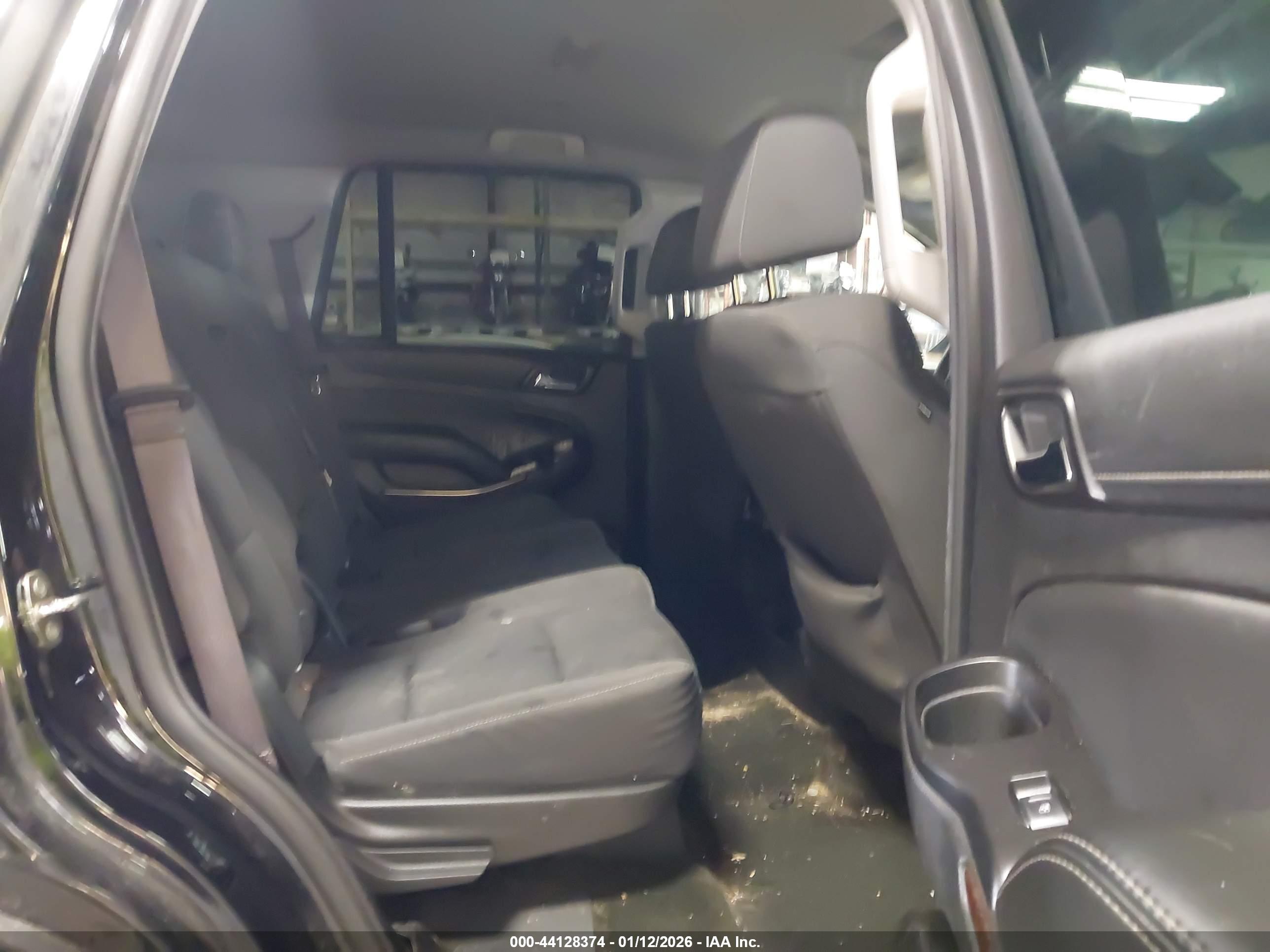 GMC YUKON image 8