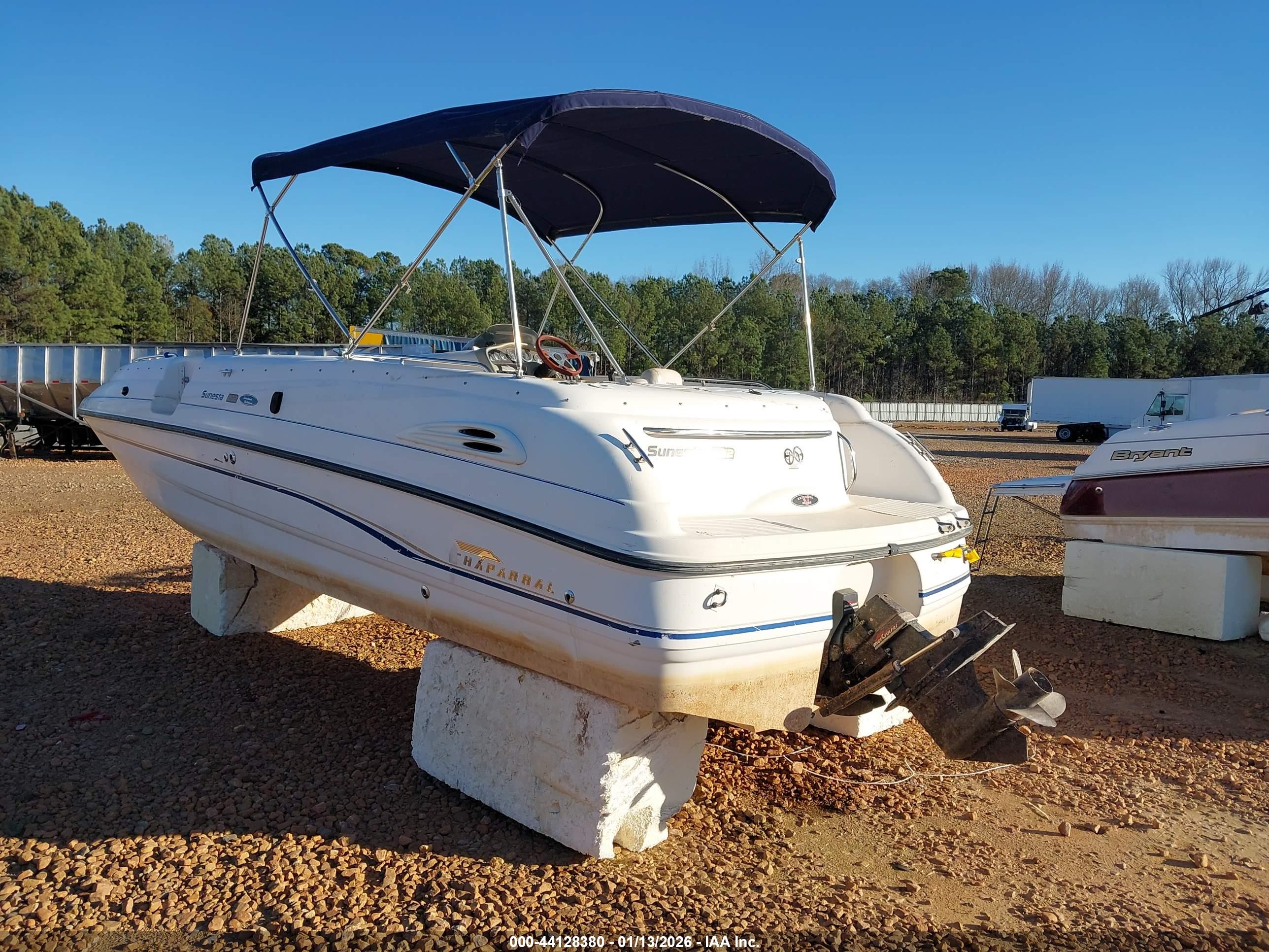 CHAPARRAL BOAT image 3