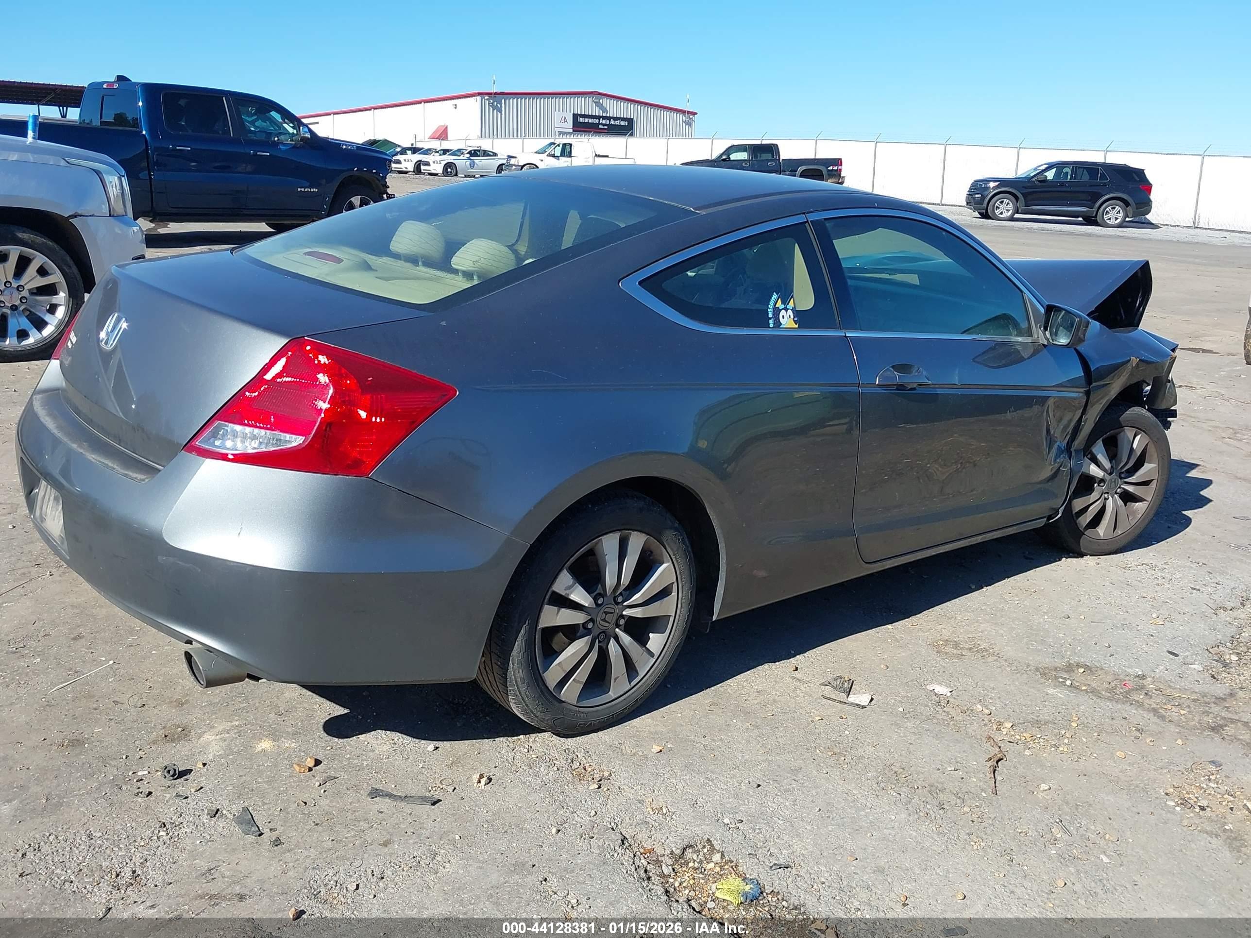 HONDA ACCORD image 4