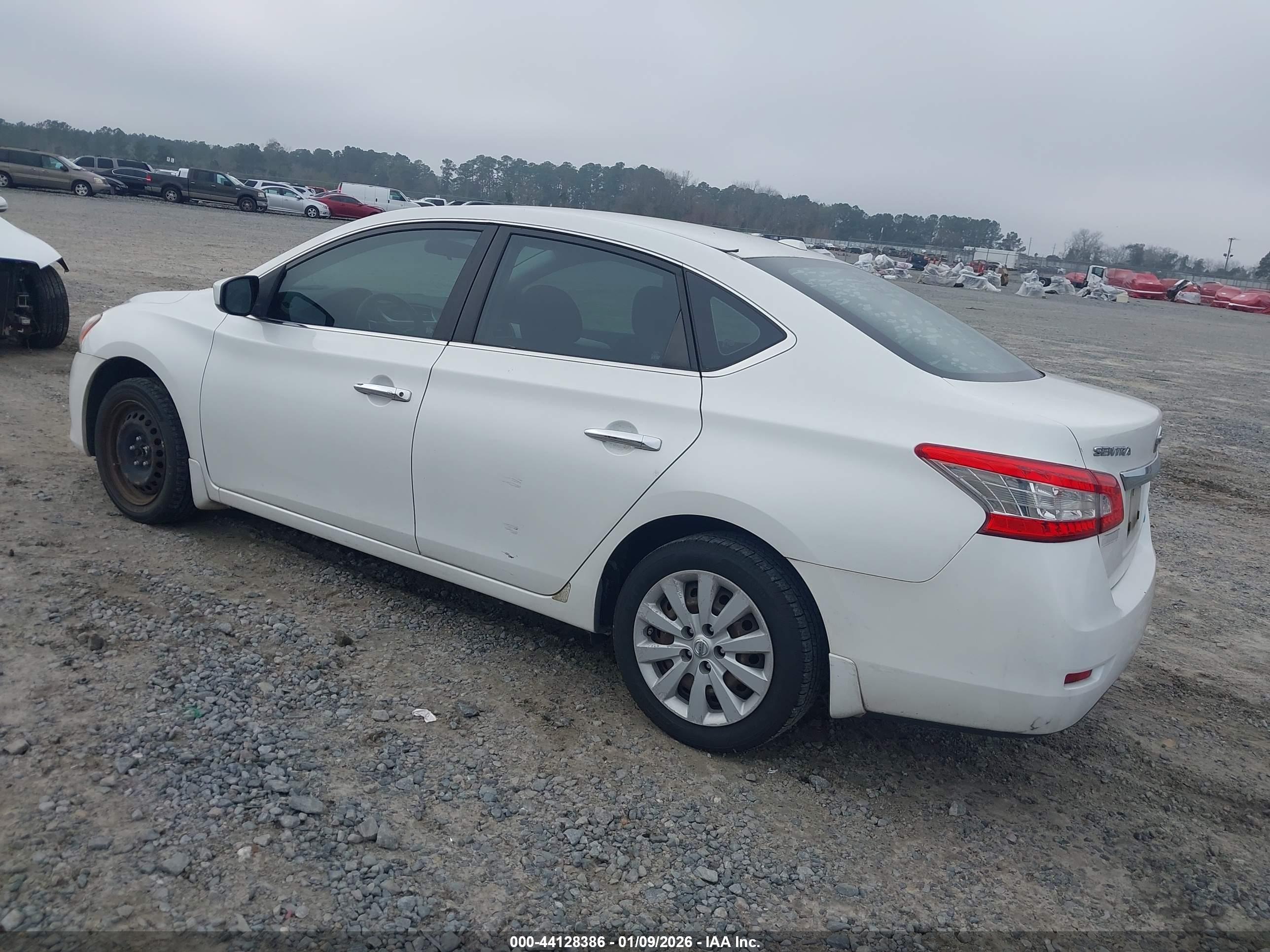 NISSAN SENTRA image 3