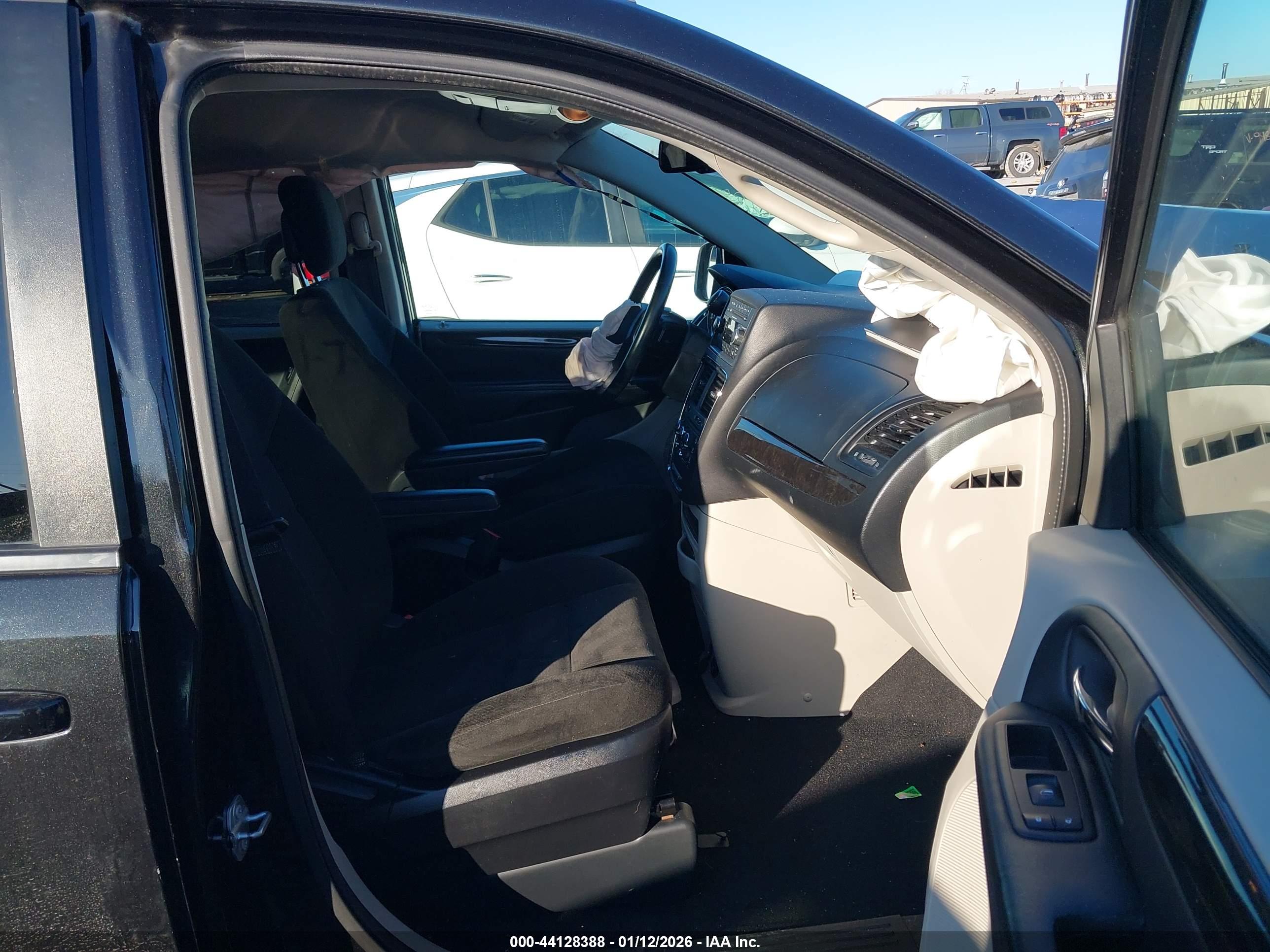DODGE GRAND image 5