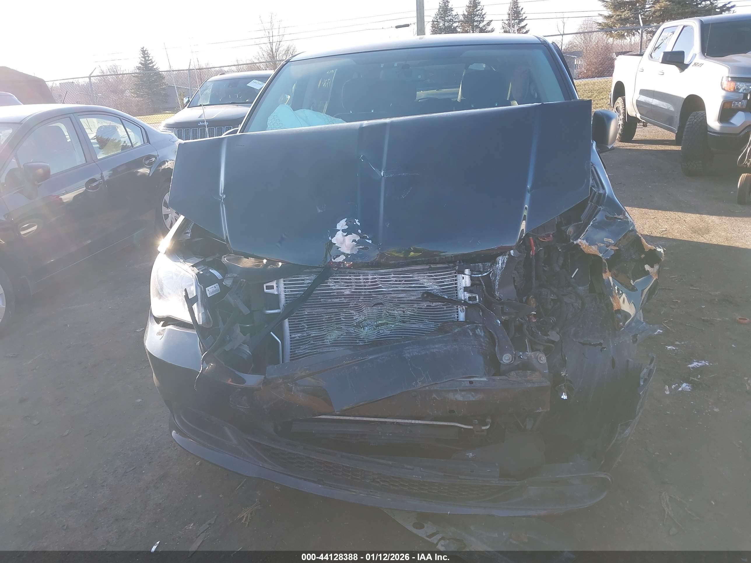 DODGE GRAND image 6