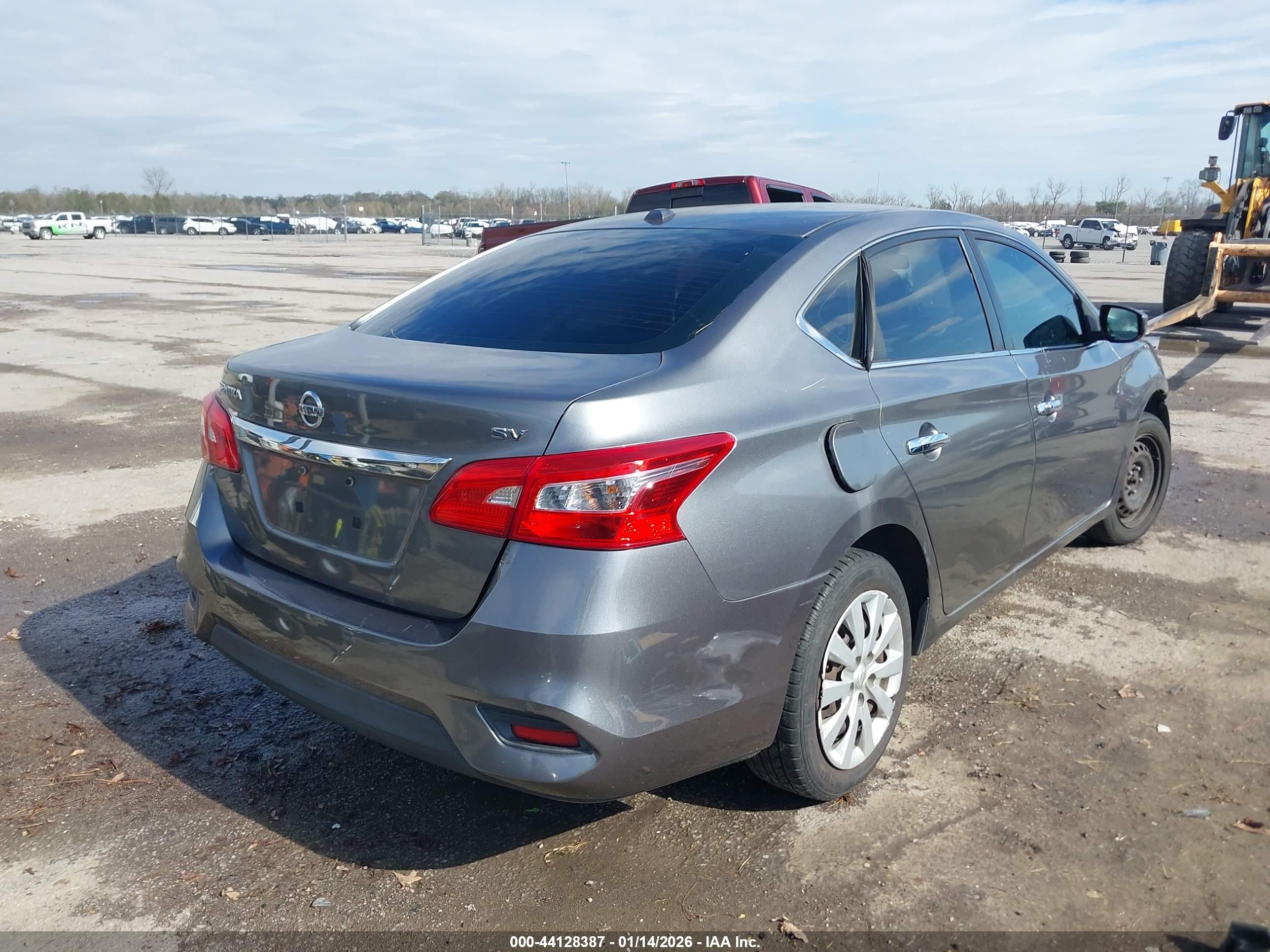 NISSAN SENTRA image 4