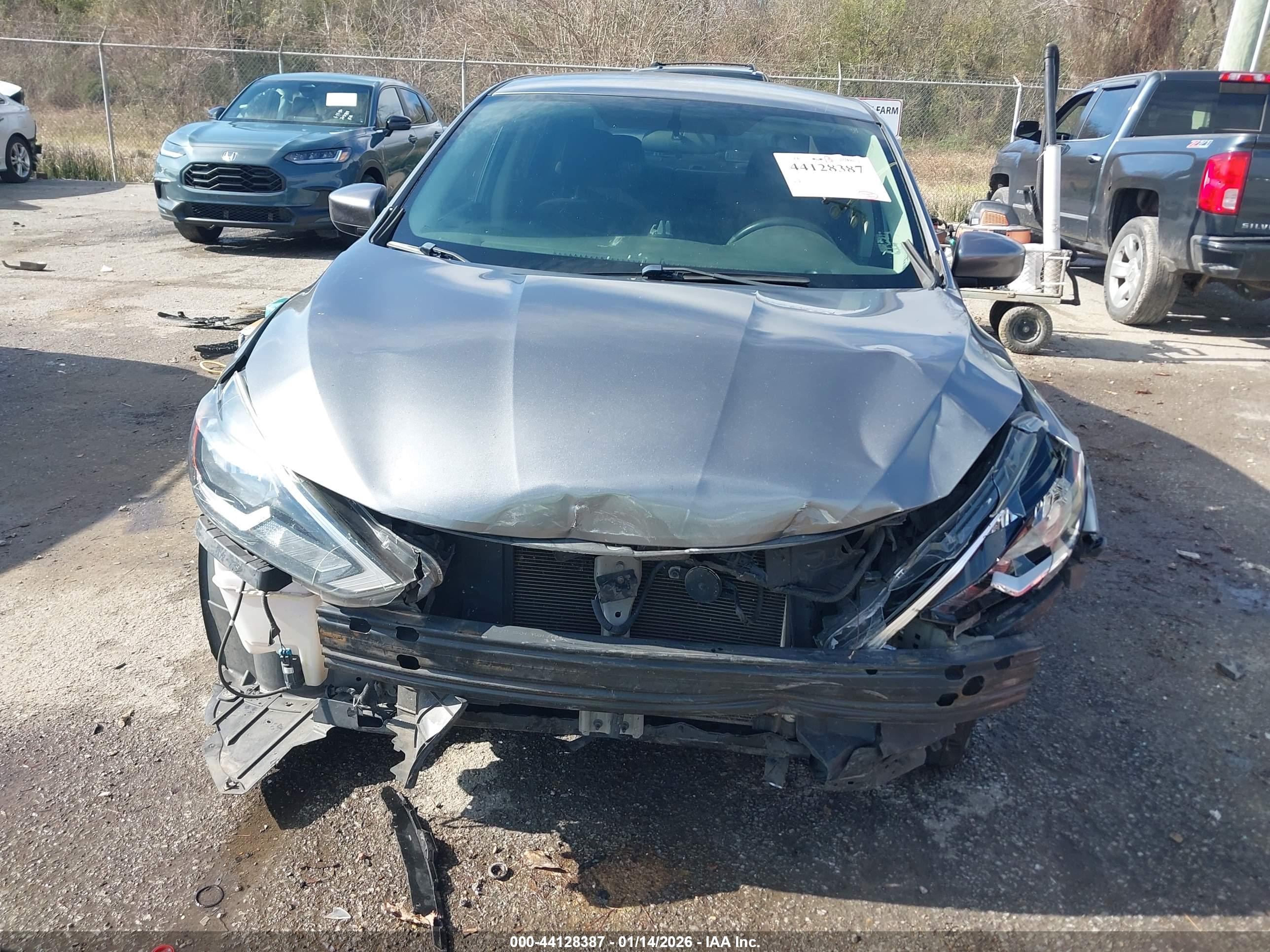NISSAN SENTRA image 6