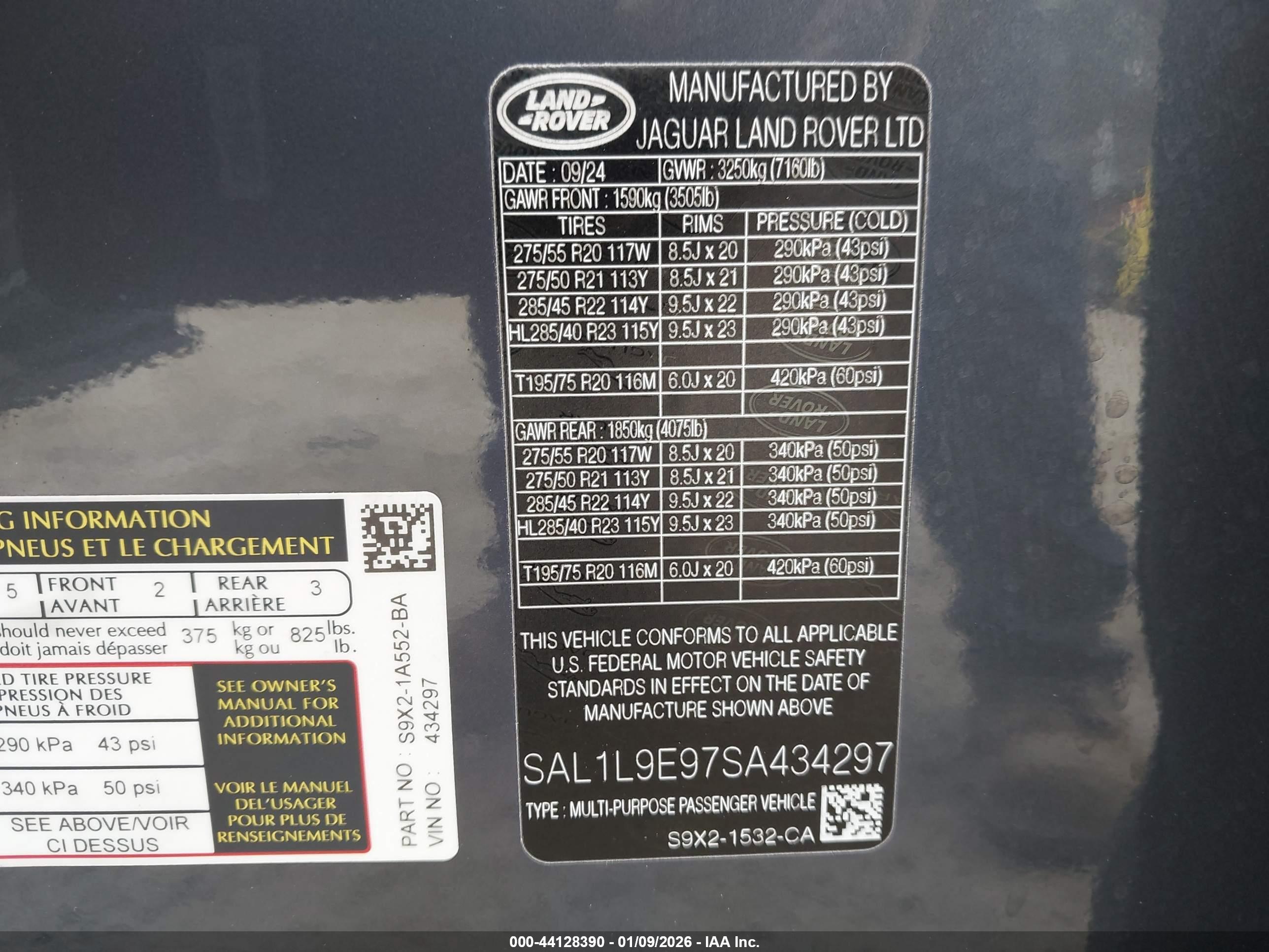 LAND ROVER image 9