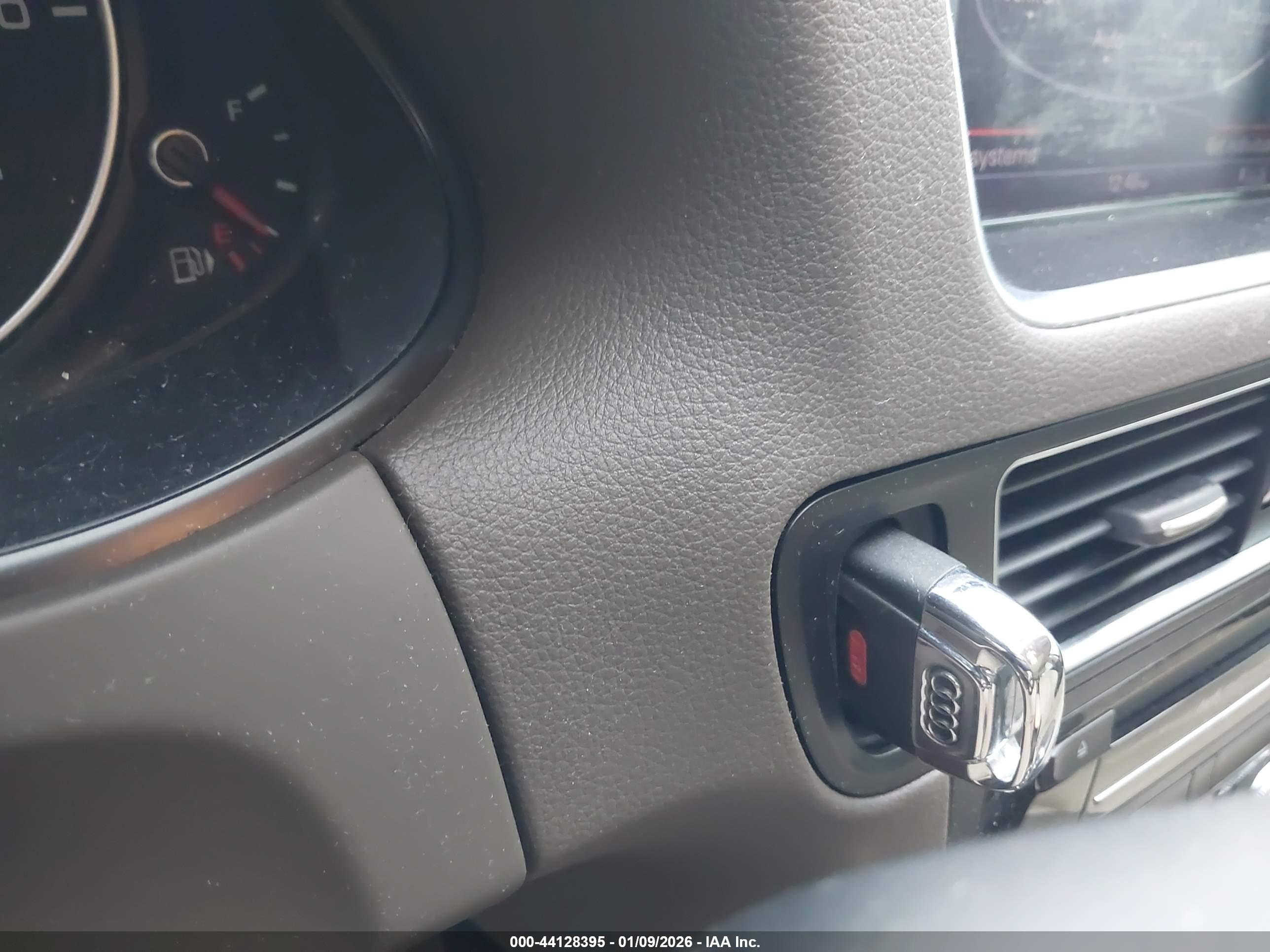 AUDI Q5 image 11