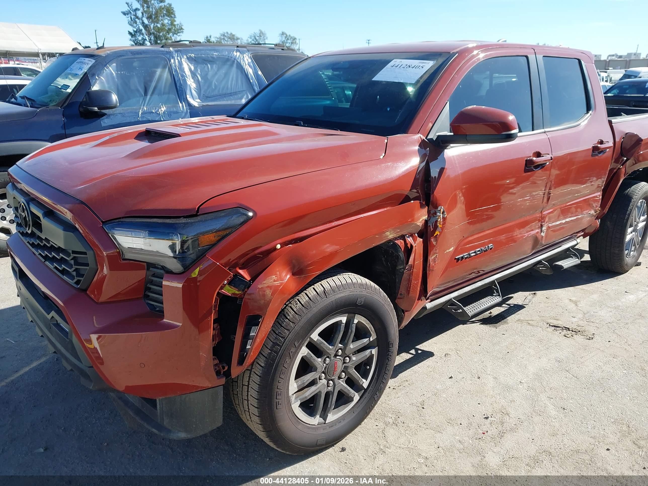 TOYOTA TACOMA image 6