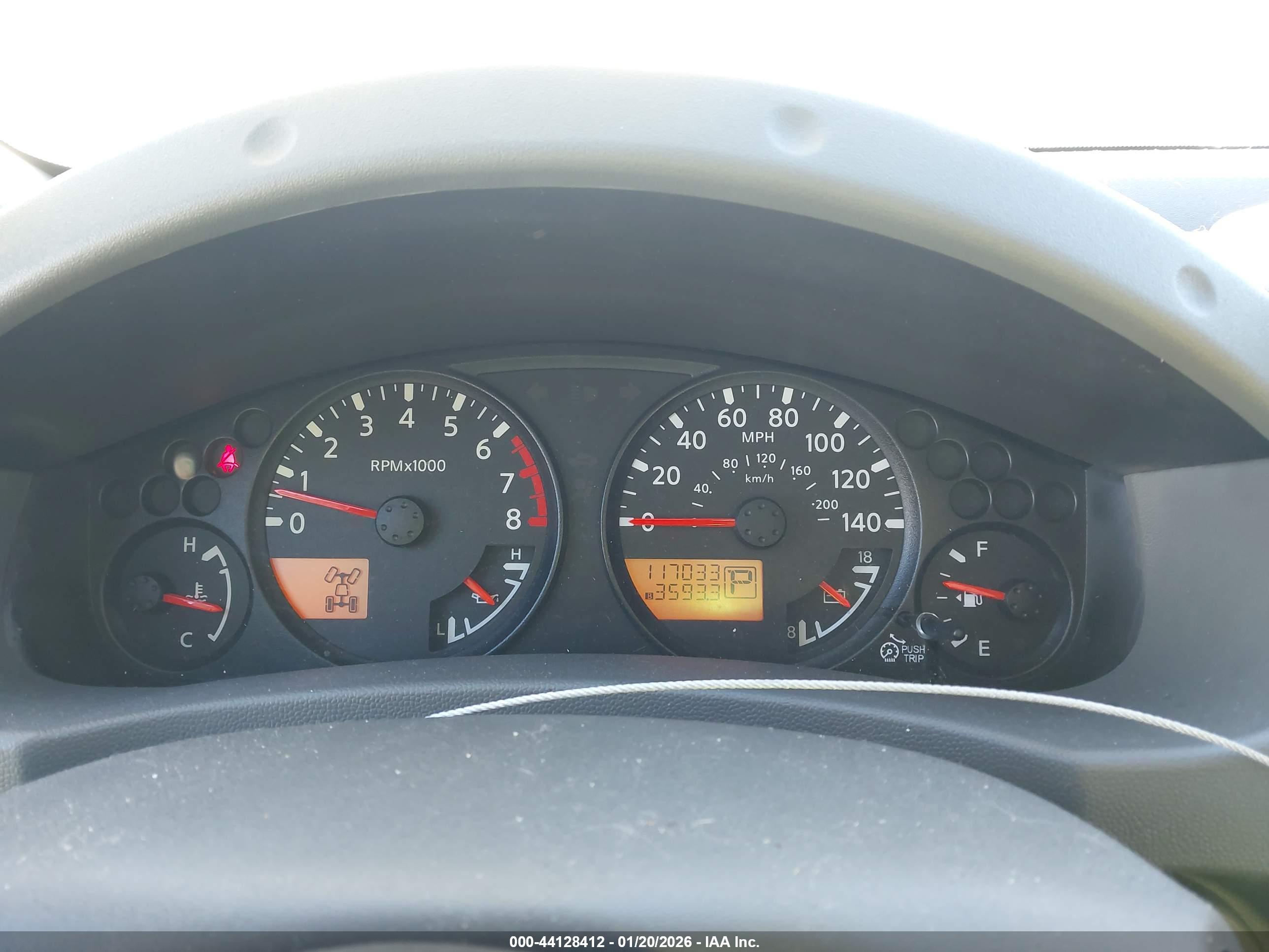 NISSAN FRONTIER image 7