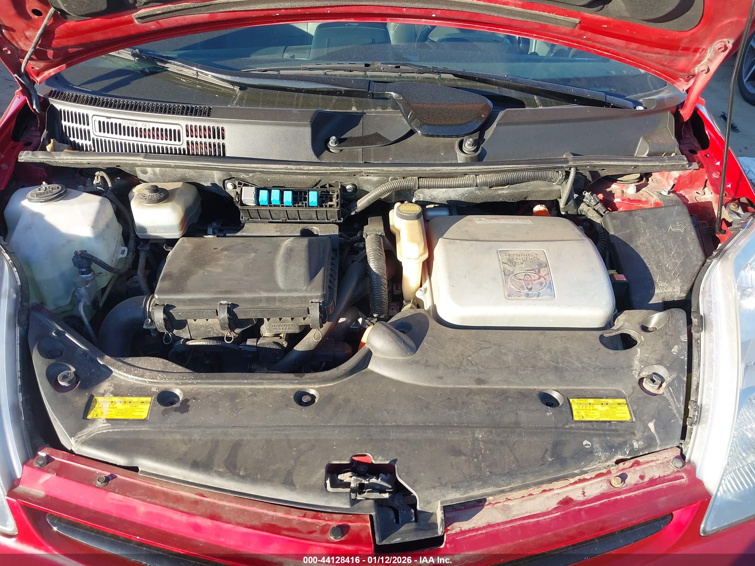 TOYOTA PRIUS image 10