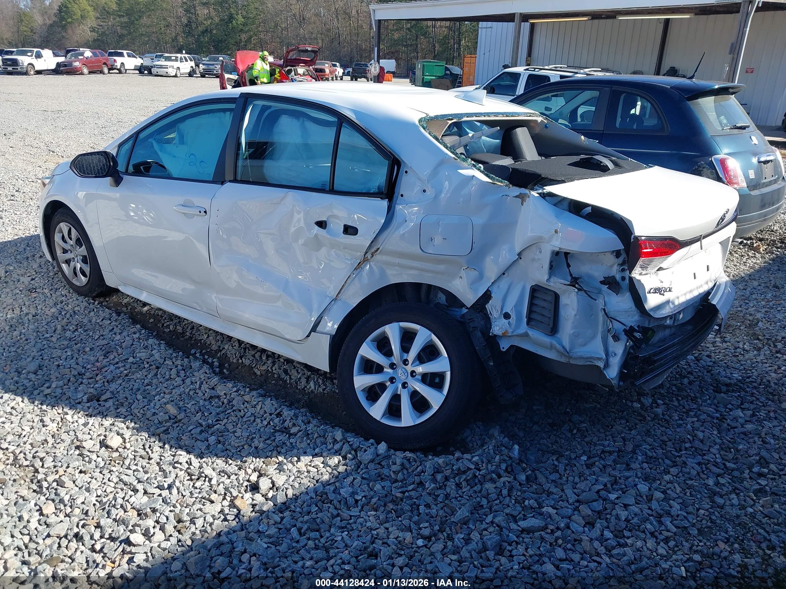 TOYOTA COROLLA image 3