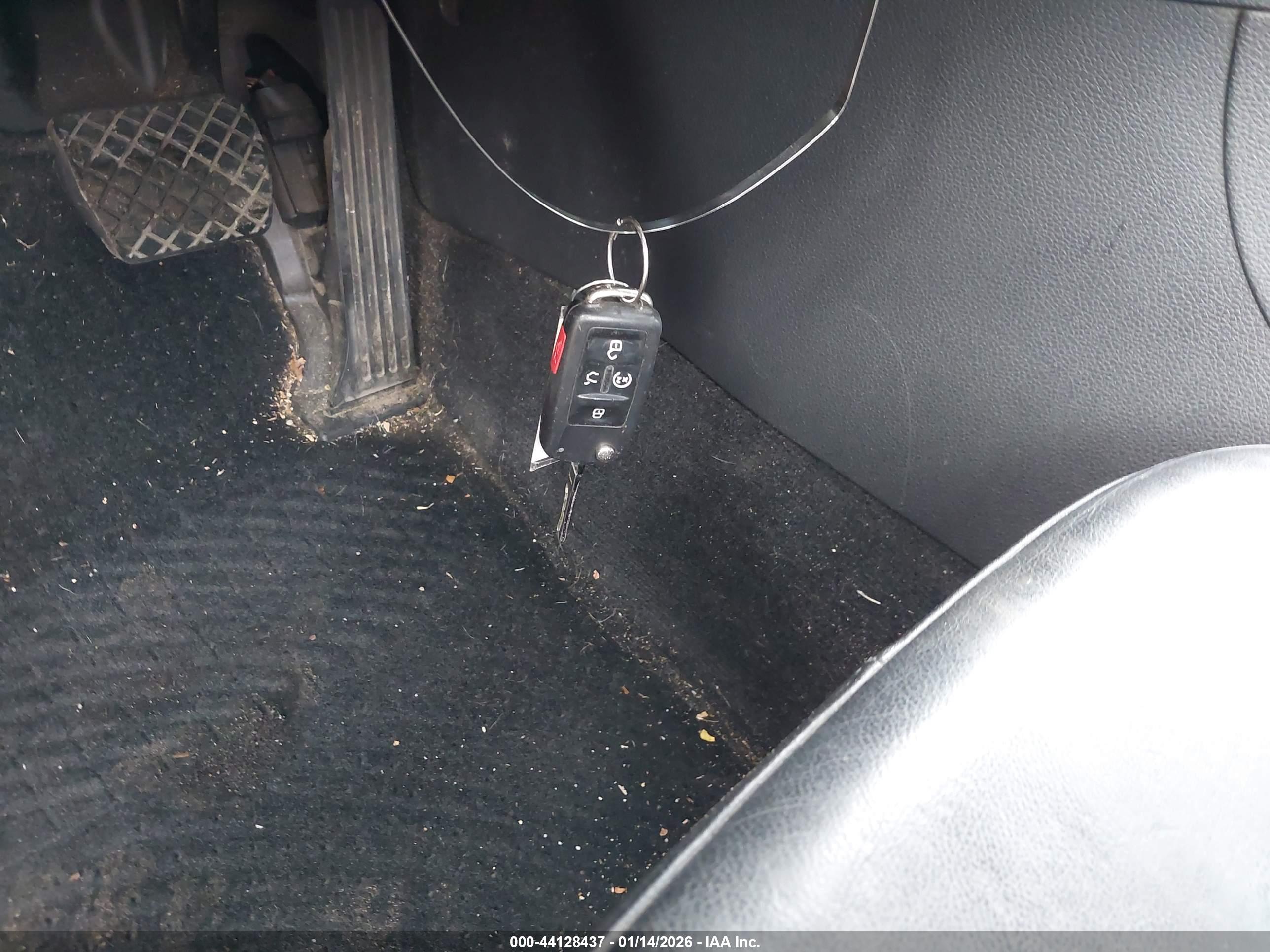 VOLKSWAGEN PASSAT image 11