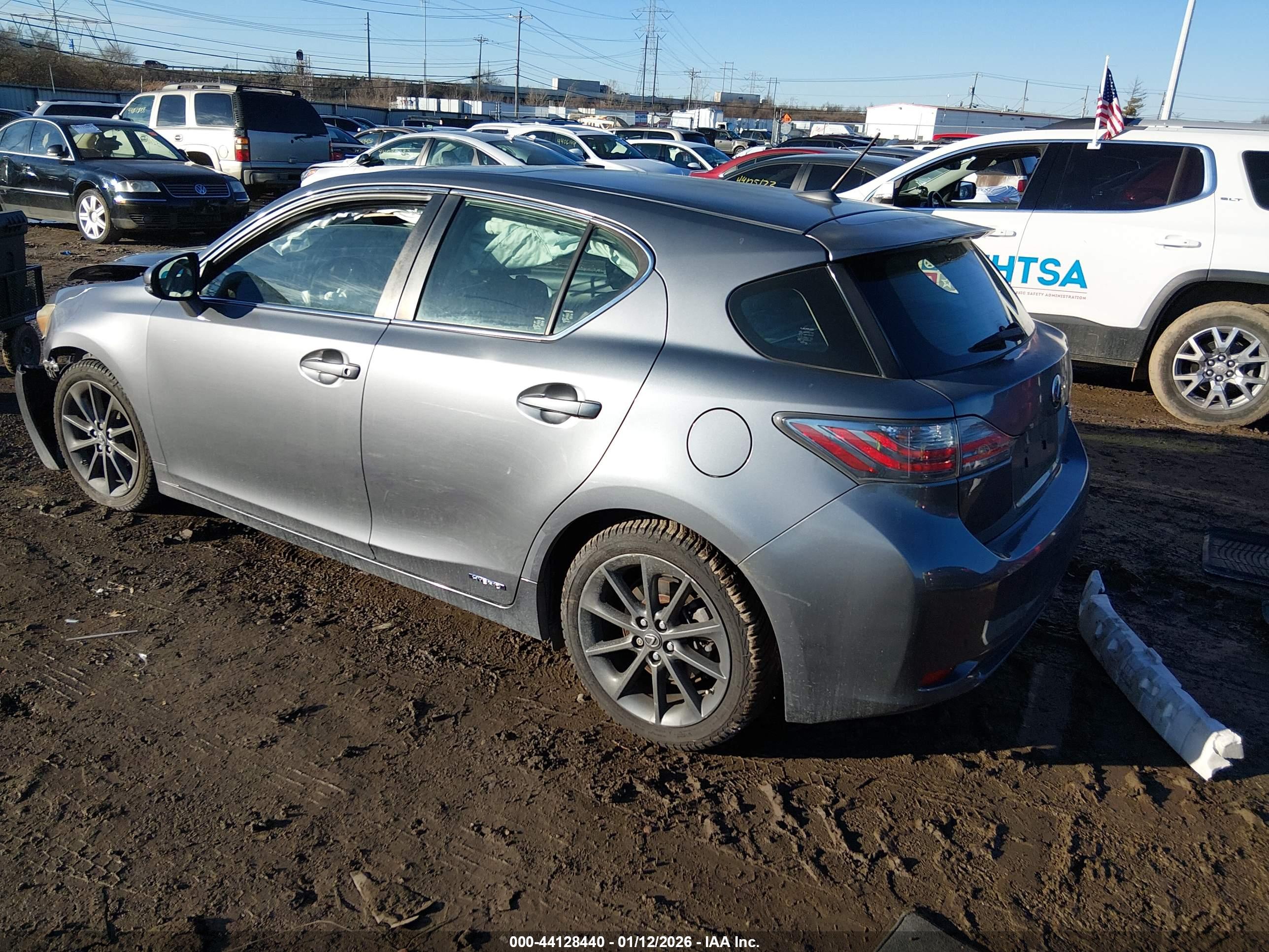 LEXUS CT image 3