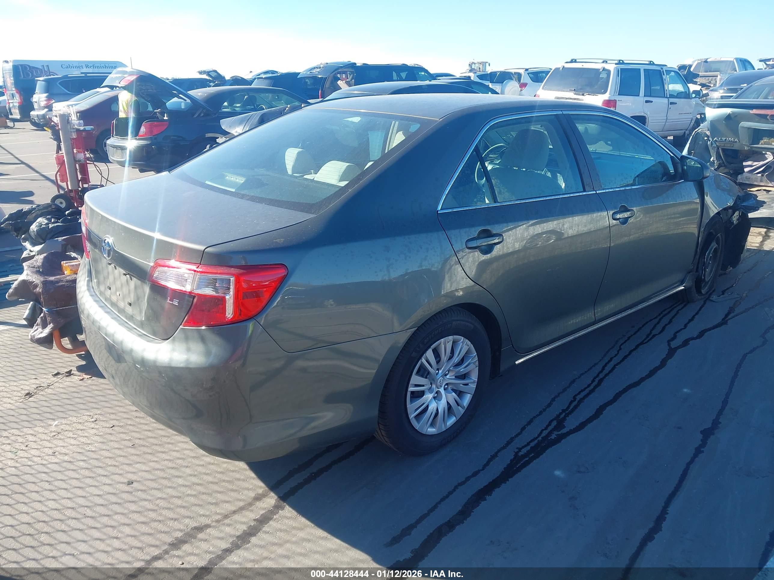 TOYOTA CAMRY image 4