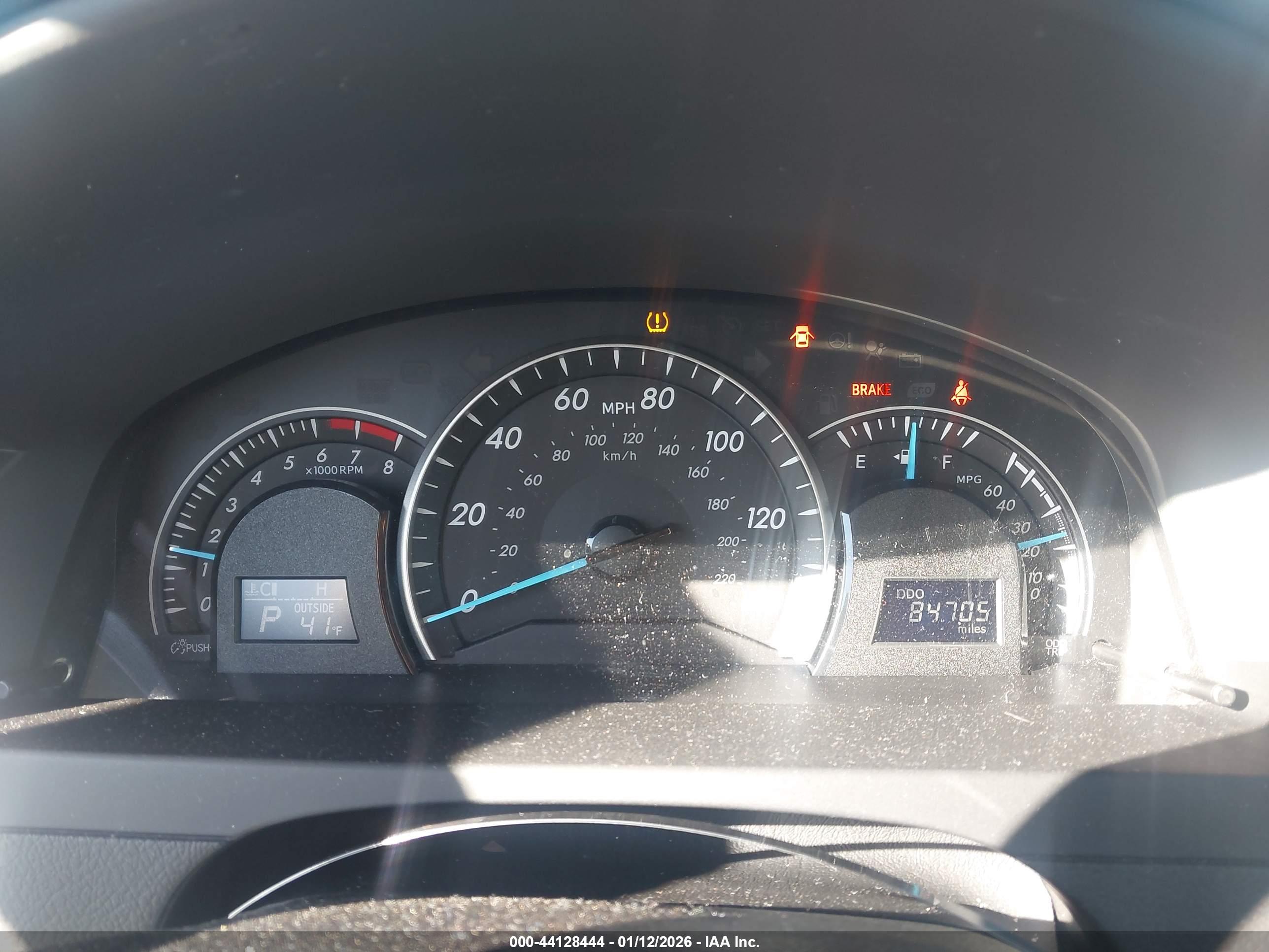 TOYOTA CAMRY image 7