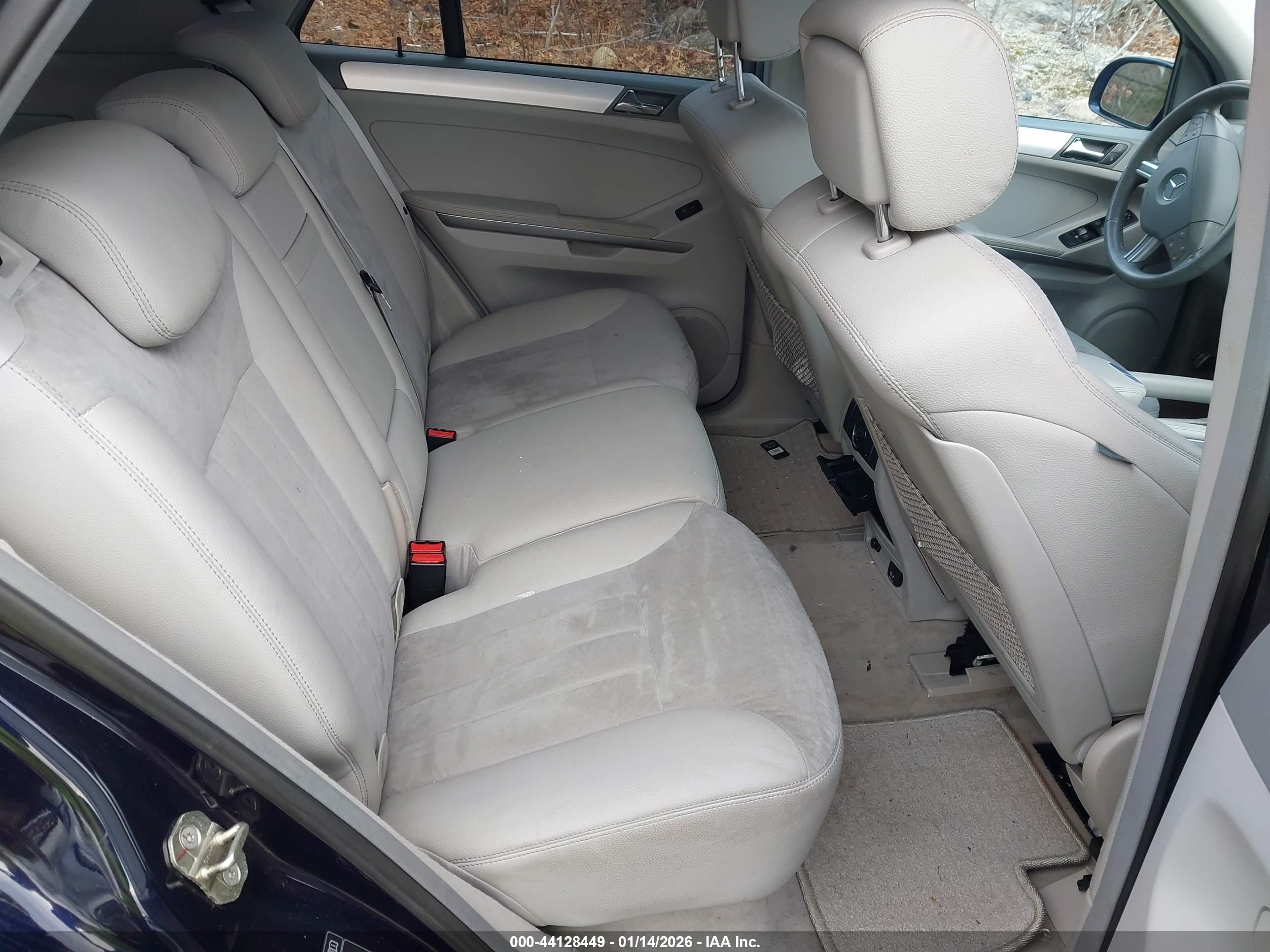 MERCEDES-BENZ ML image 8