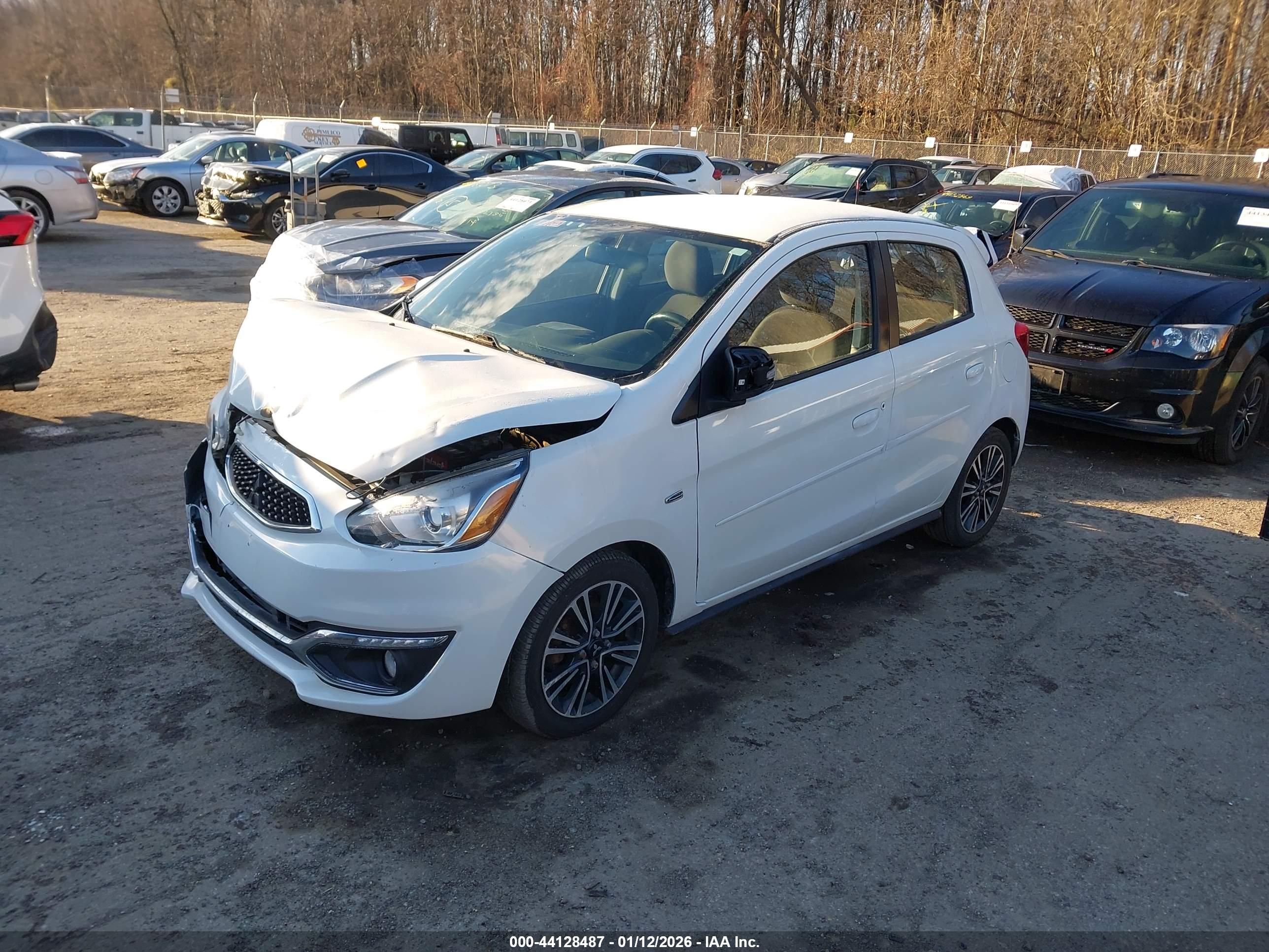 MITSUBISHI MIRAGE image 2