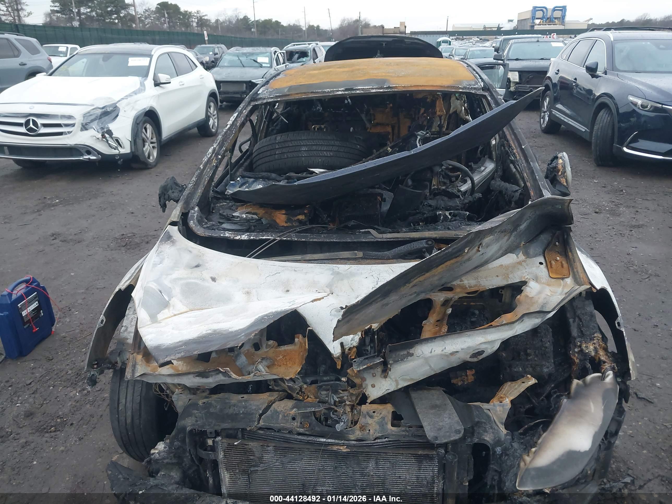 HYUNDAI ELANTRA image 6