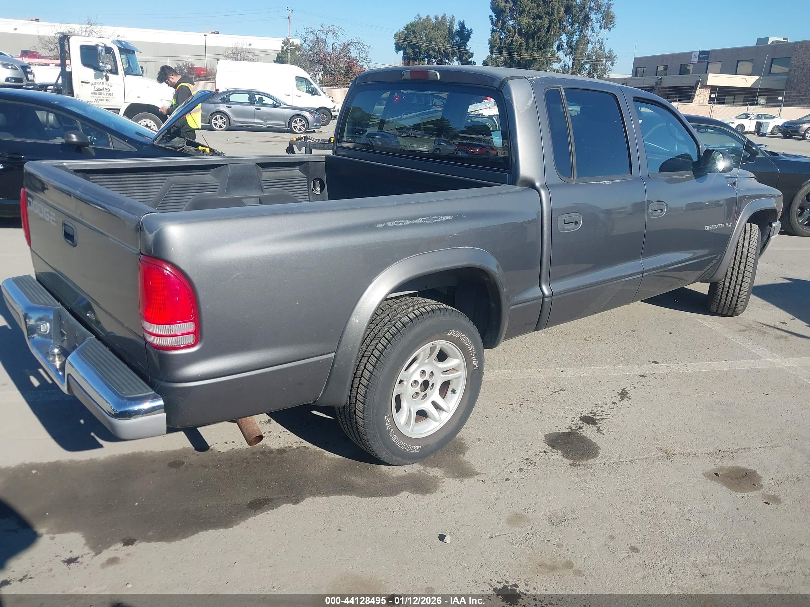 DODGE DAKOTA image 4