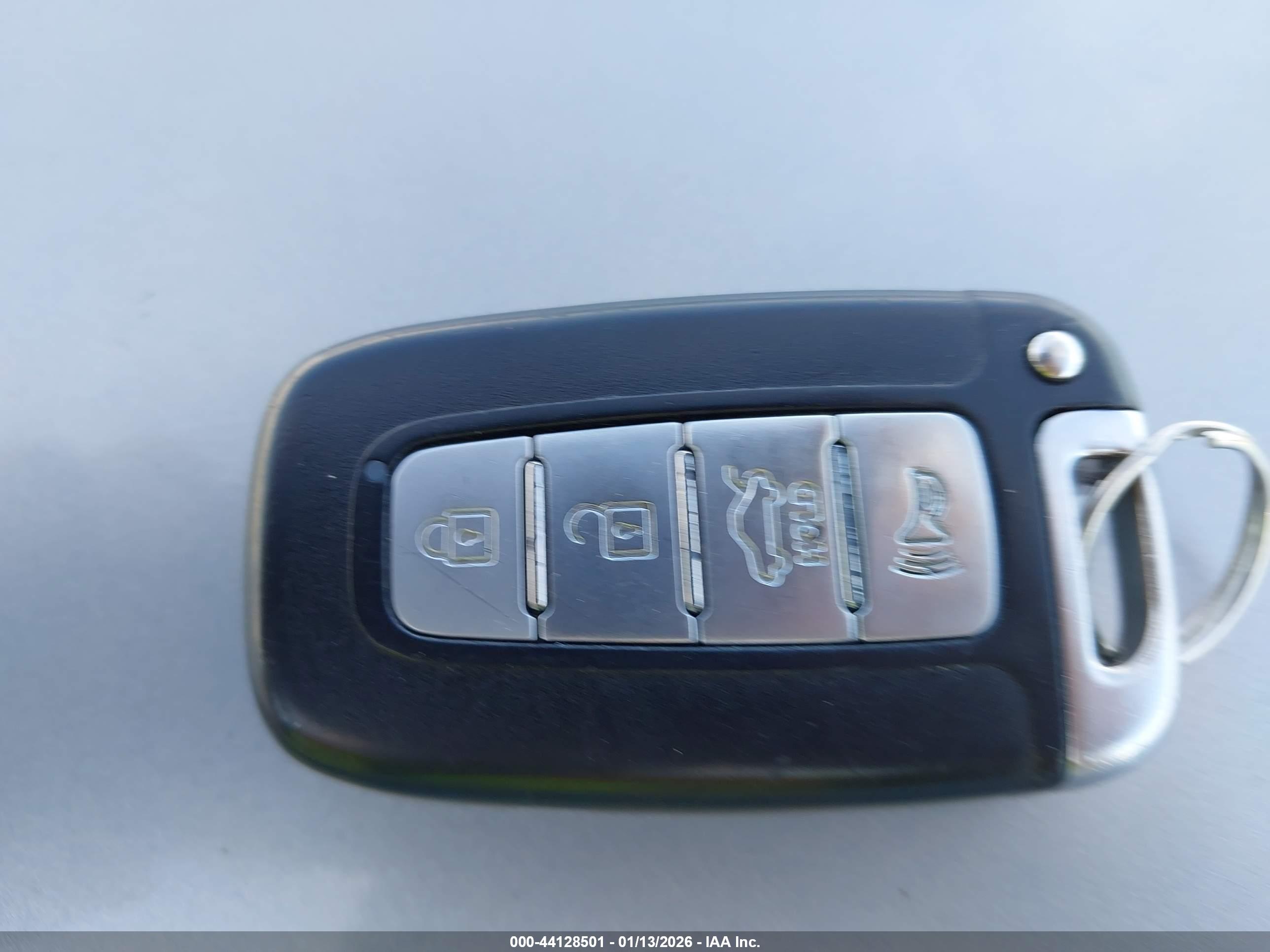 HYUNDAI SONATA image 11
