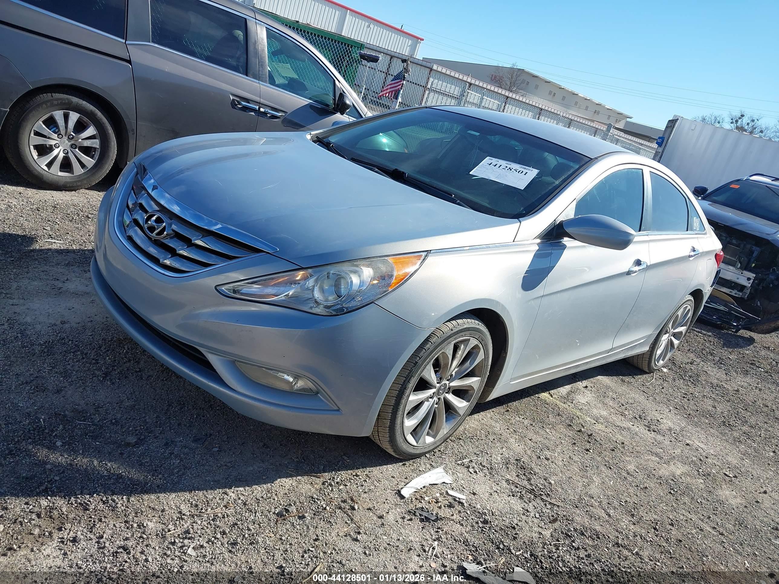 HYUNDAI SONATA image 2