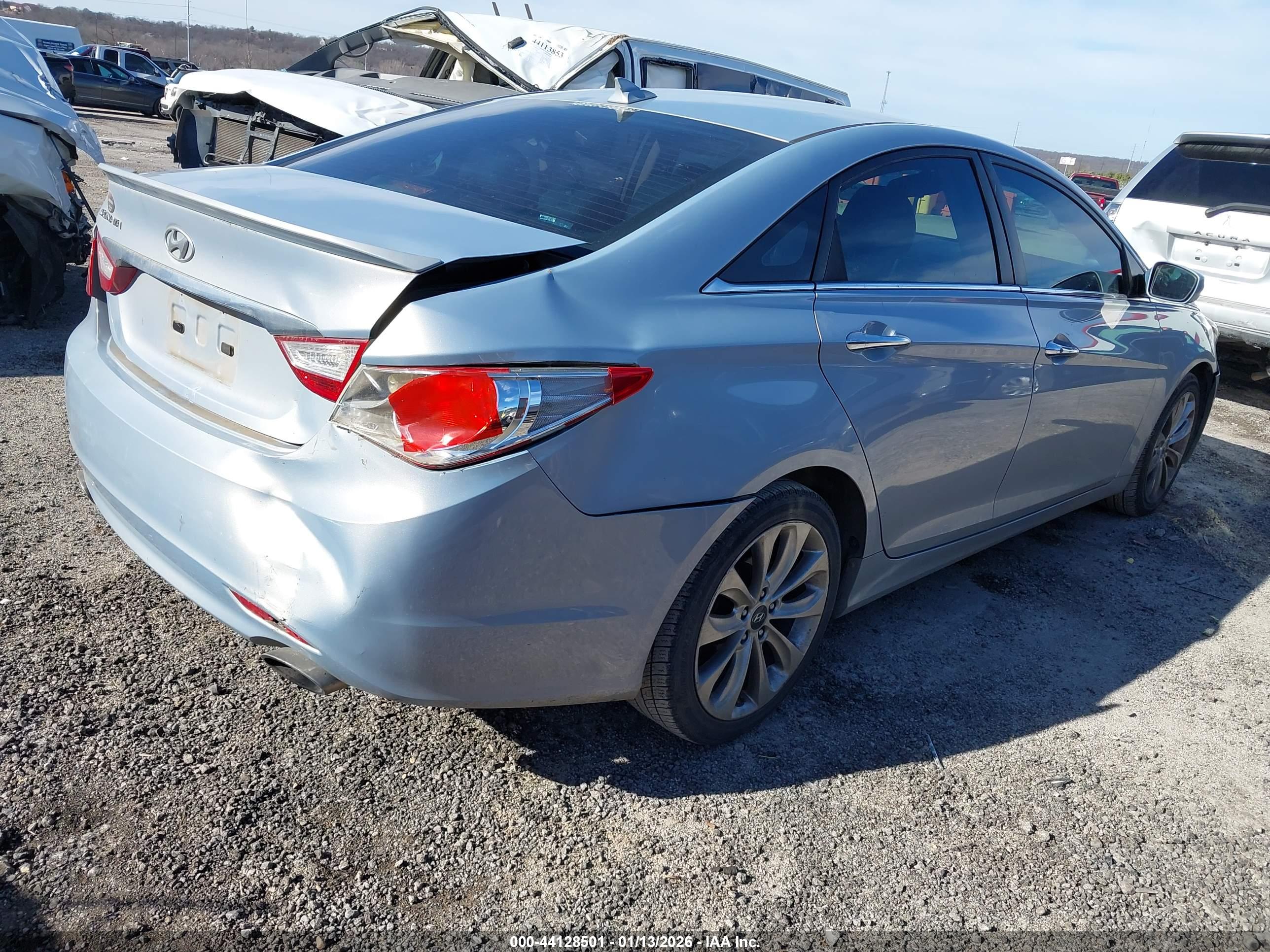 HYUNDAI SONATA image 4