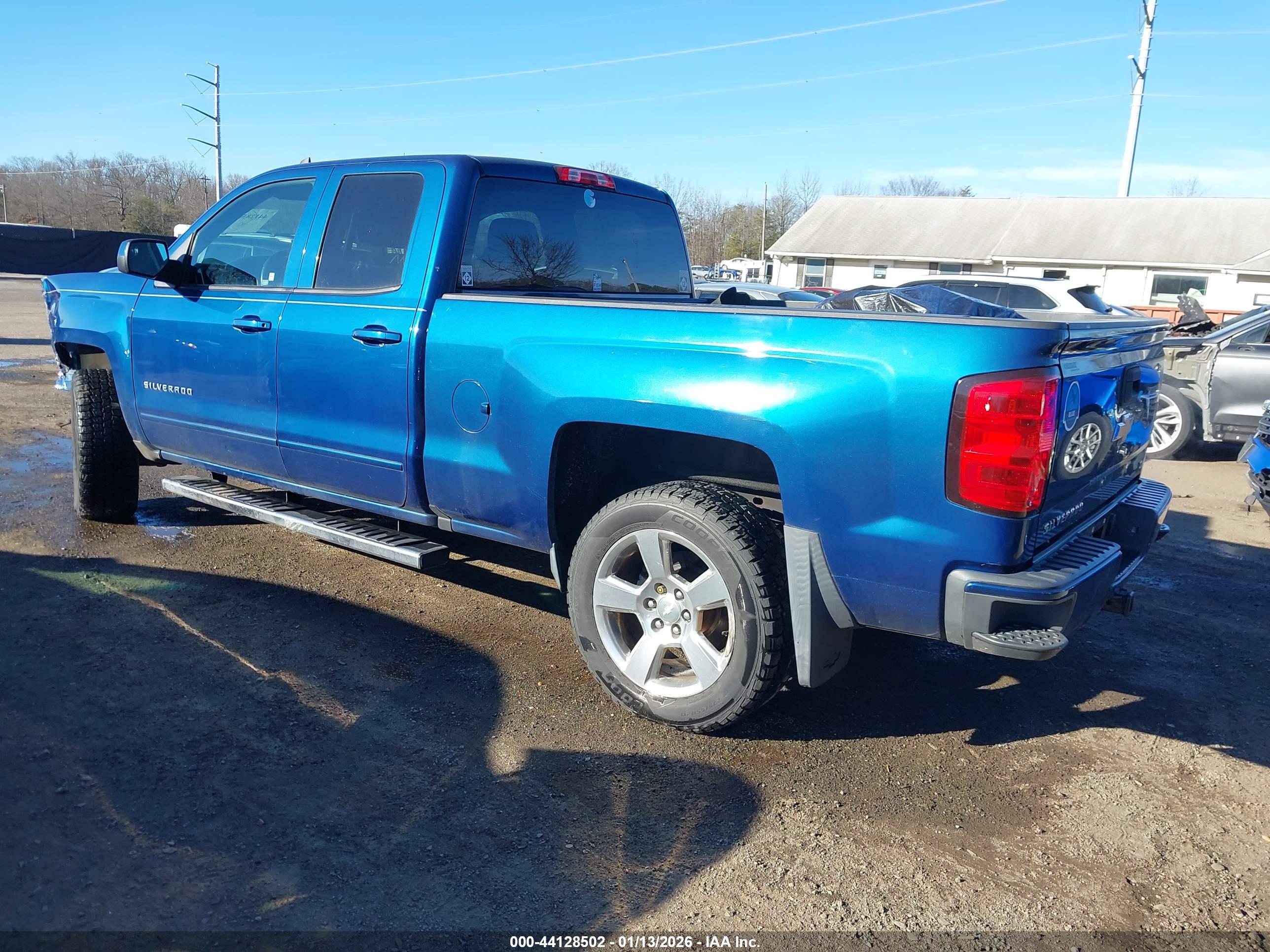 CHEVROLET SILVERADO image 3