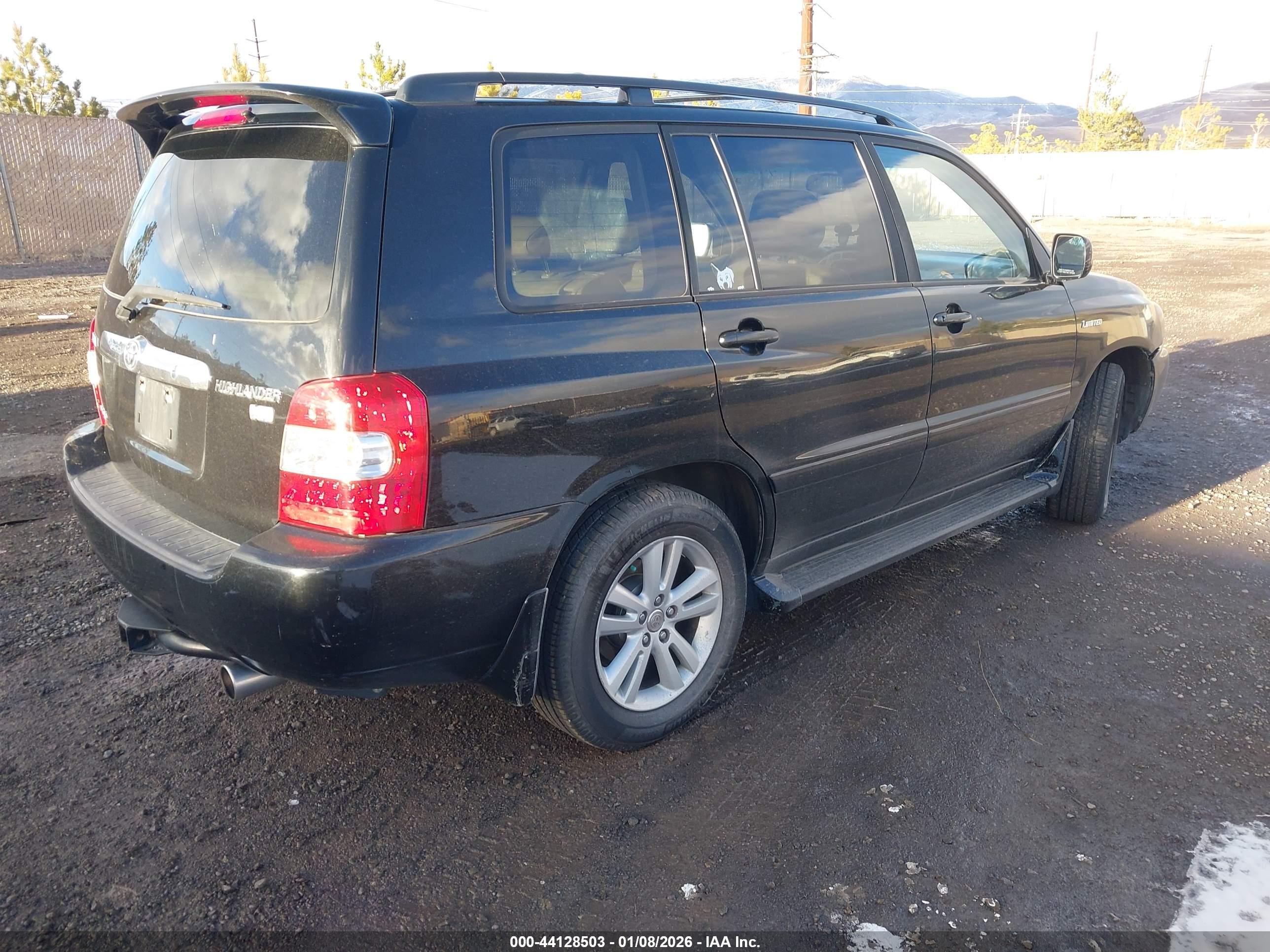 TOYOTA HIGHLANDER image 4