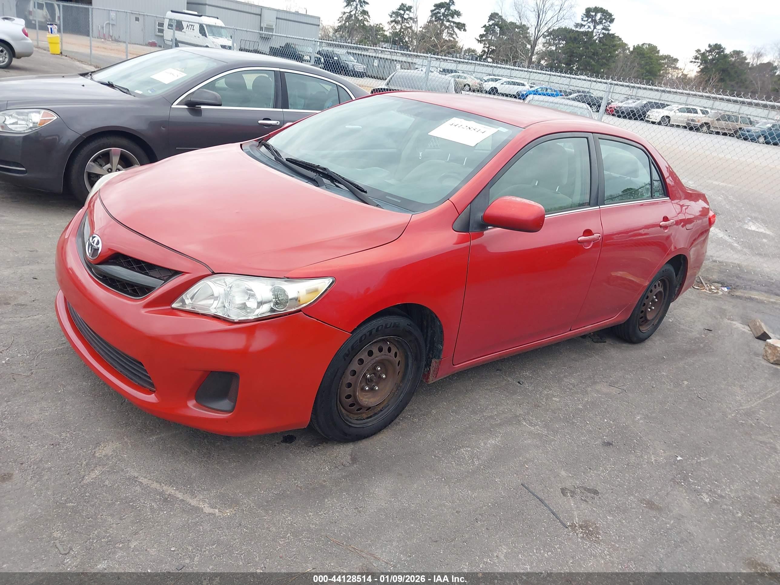 TOYOTA COROLLA image 2