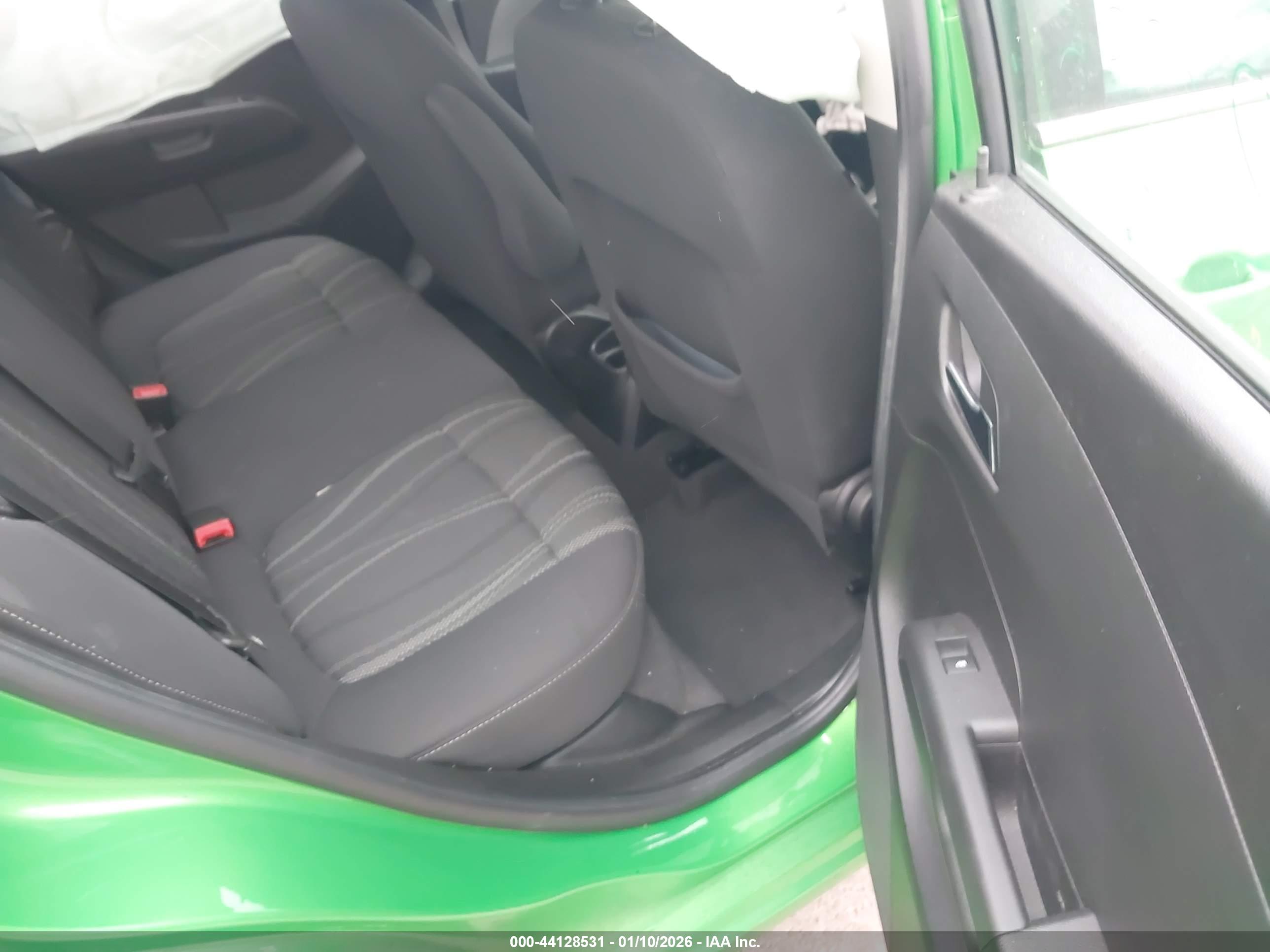 CHEVROLET SONIC image 8