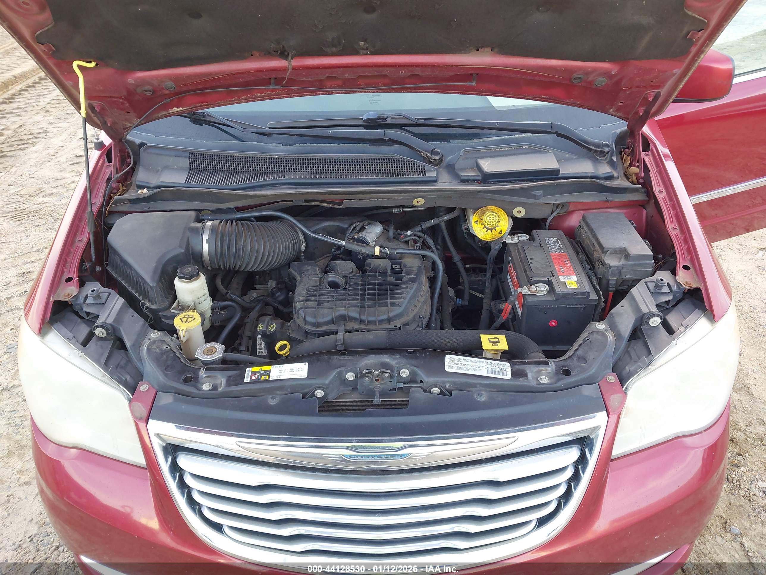 CHRYSLER TOWN image 10