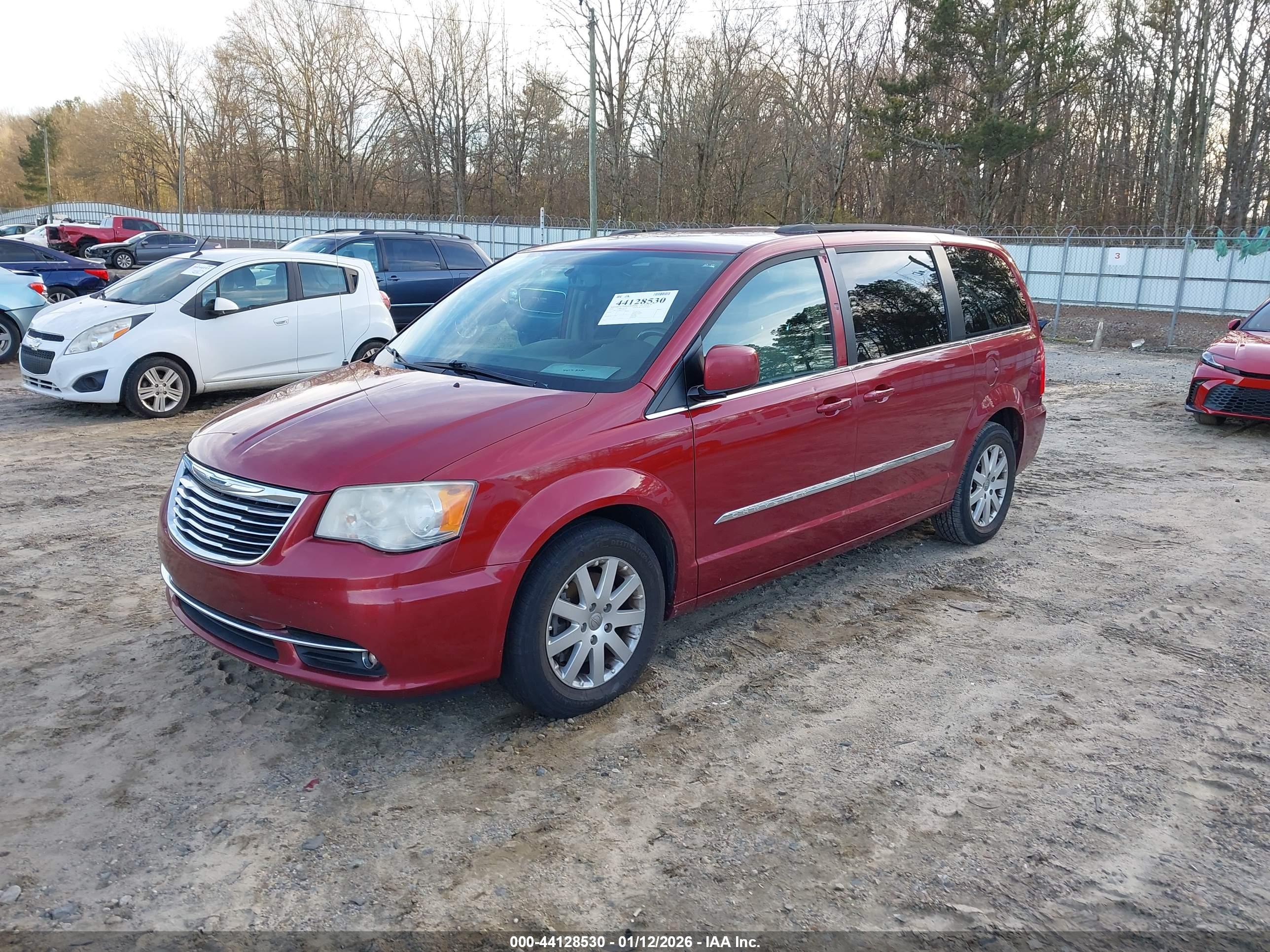 CHRYSLER TOWN image 2