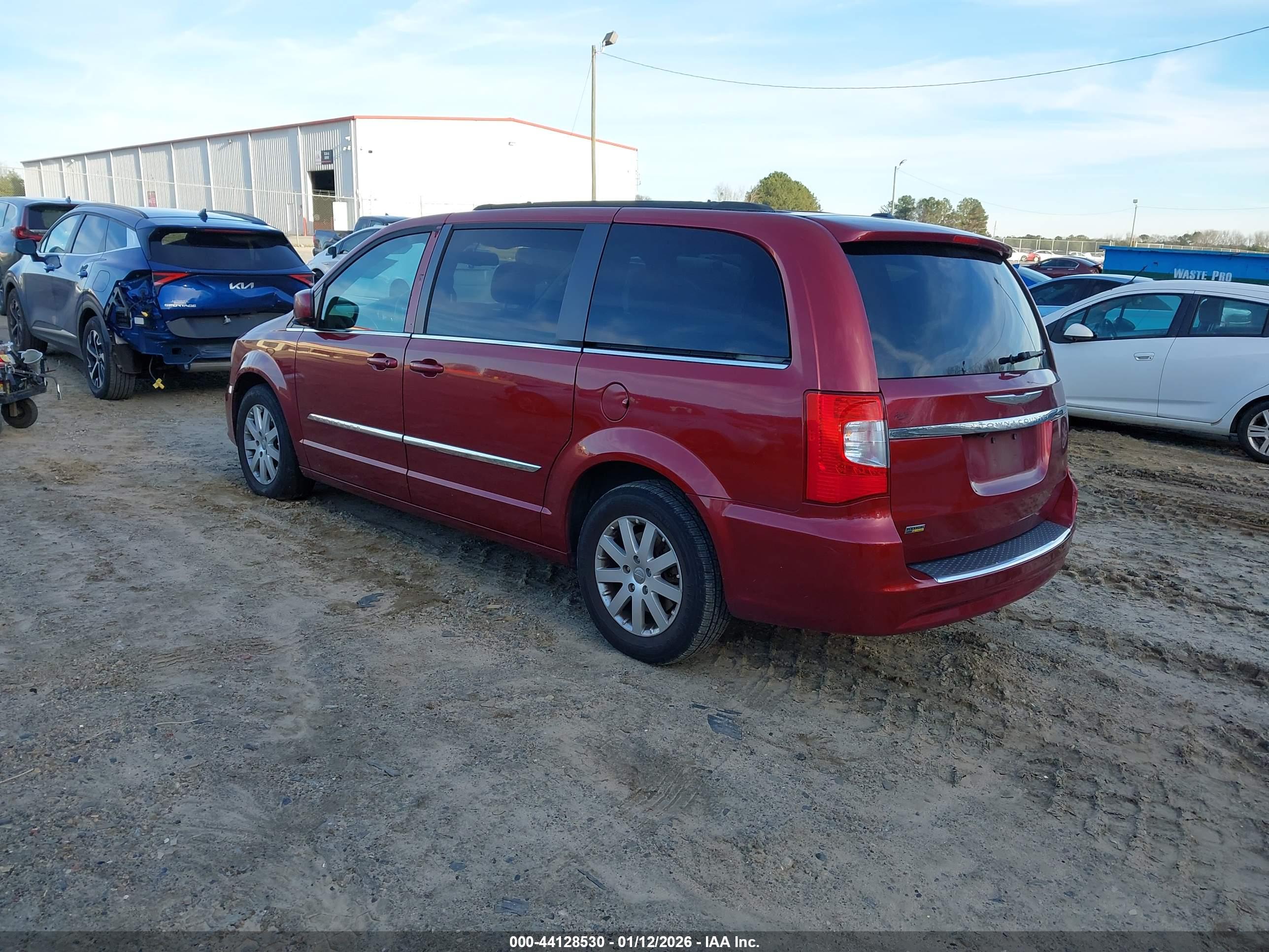 CHRYSLER TOWN image 3