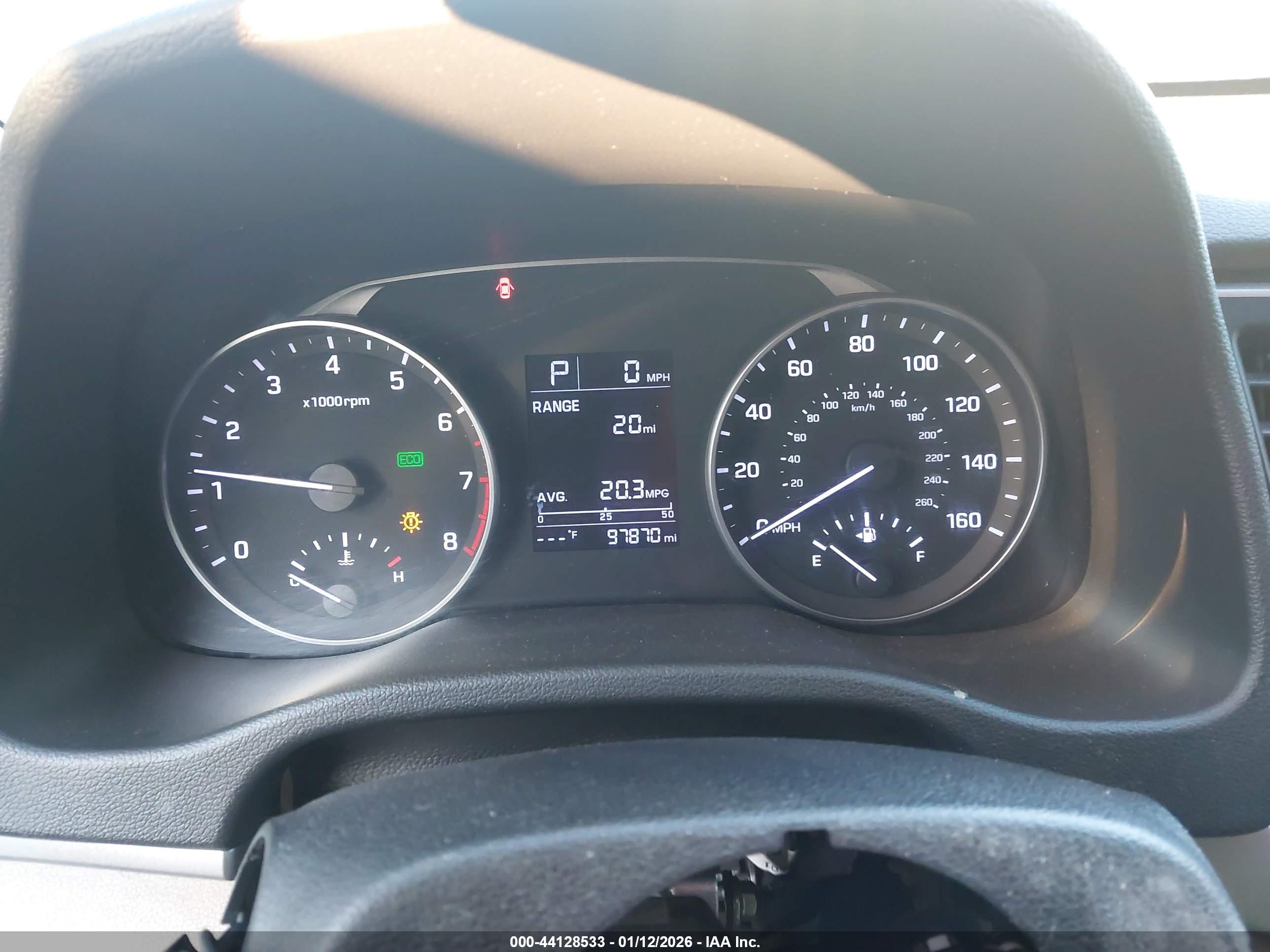 HYUNDAI ELANTRA image 7