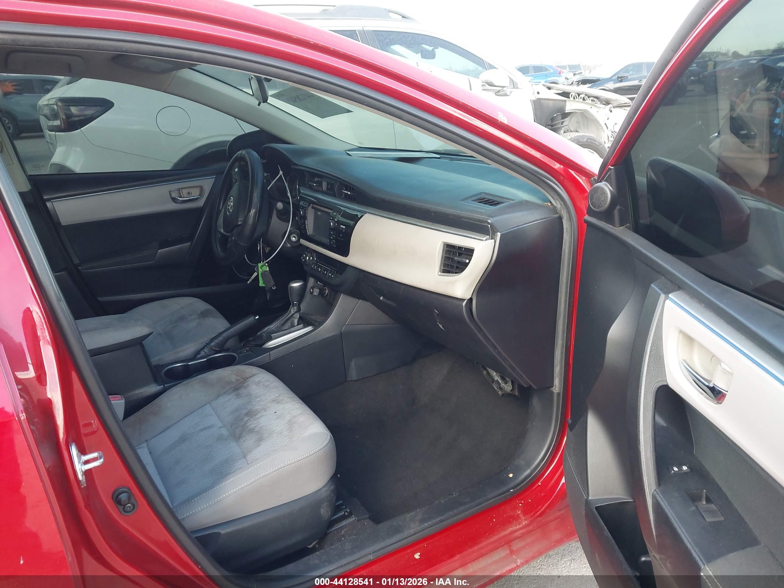 TOYOTA COROLLA image 5