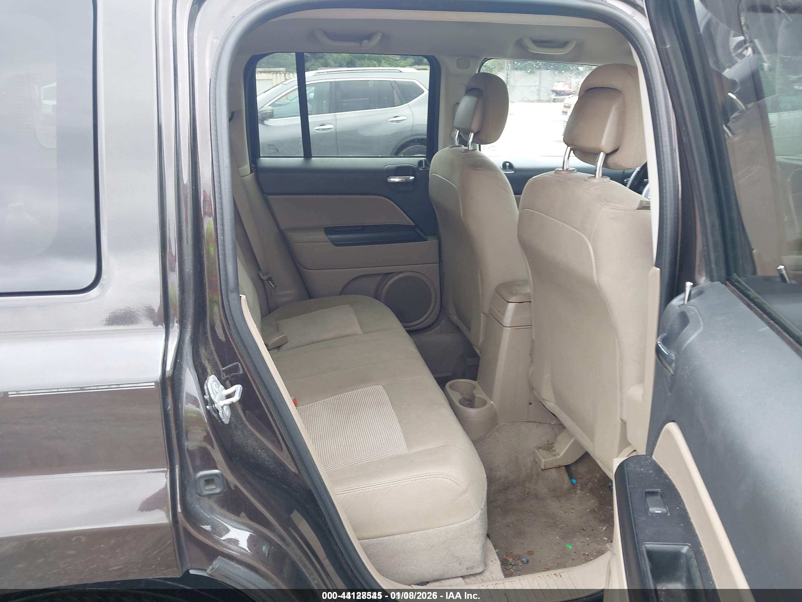 JEEP PATRIOT image 8