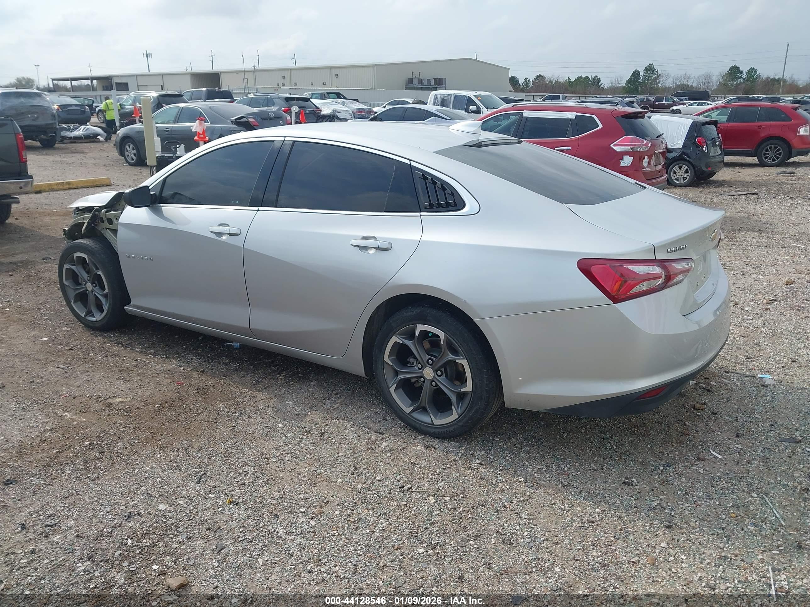 CHEVROLET MALIBU image 3