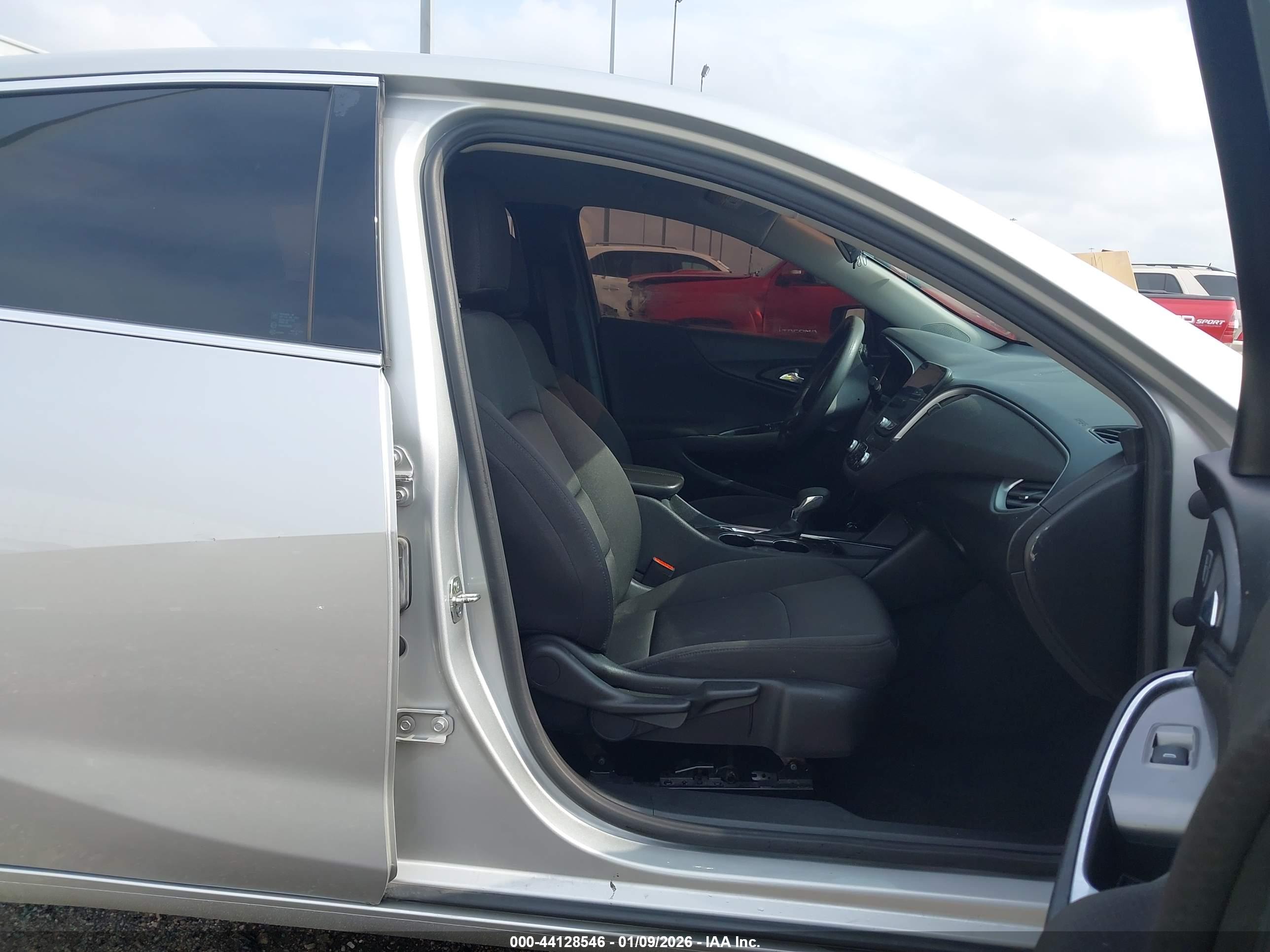 CHEVROLET MALIBU image 5