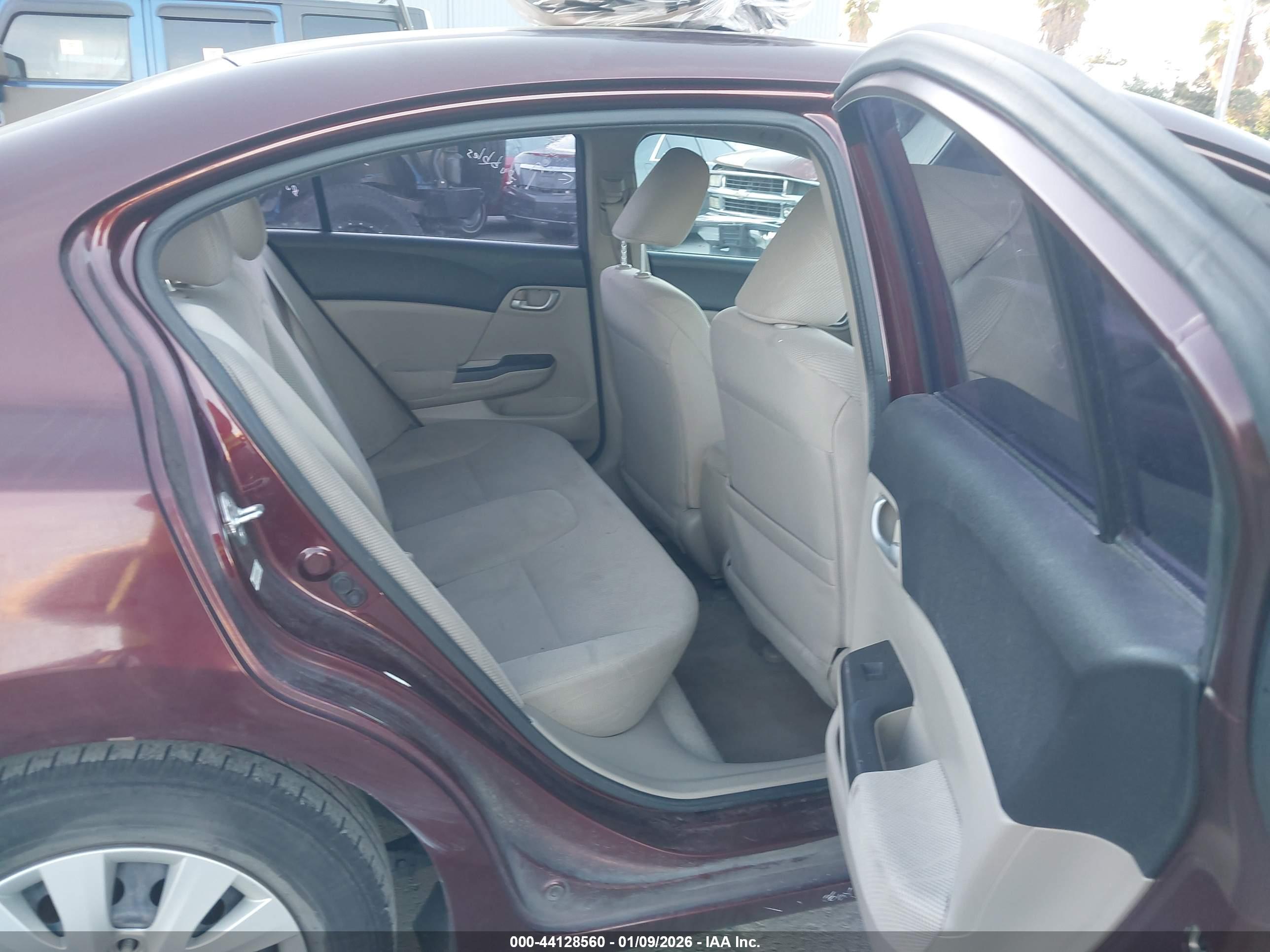 HONDA CIVIC image 8