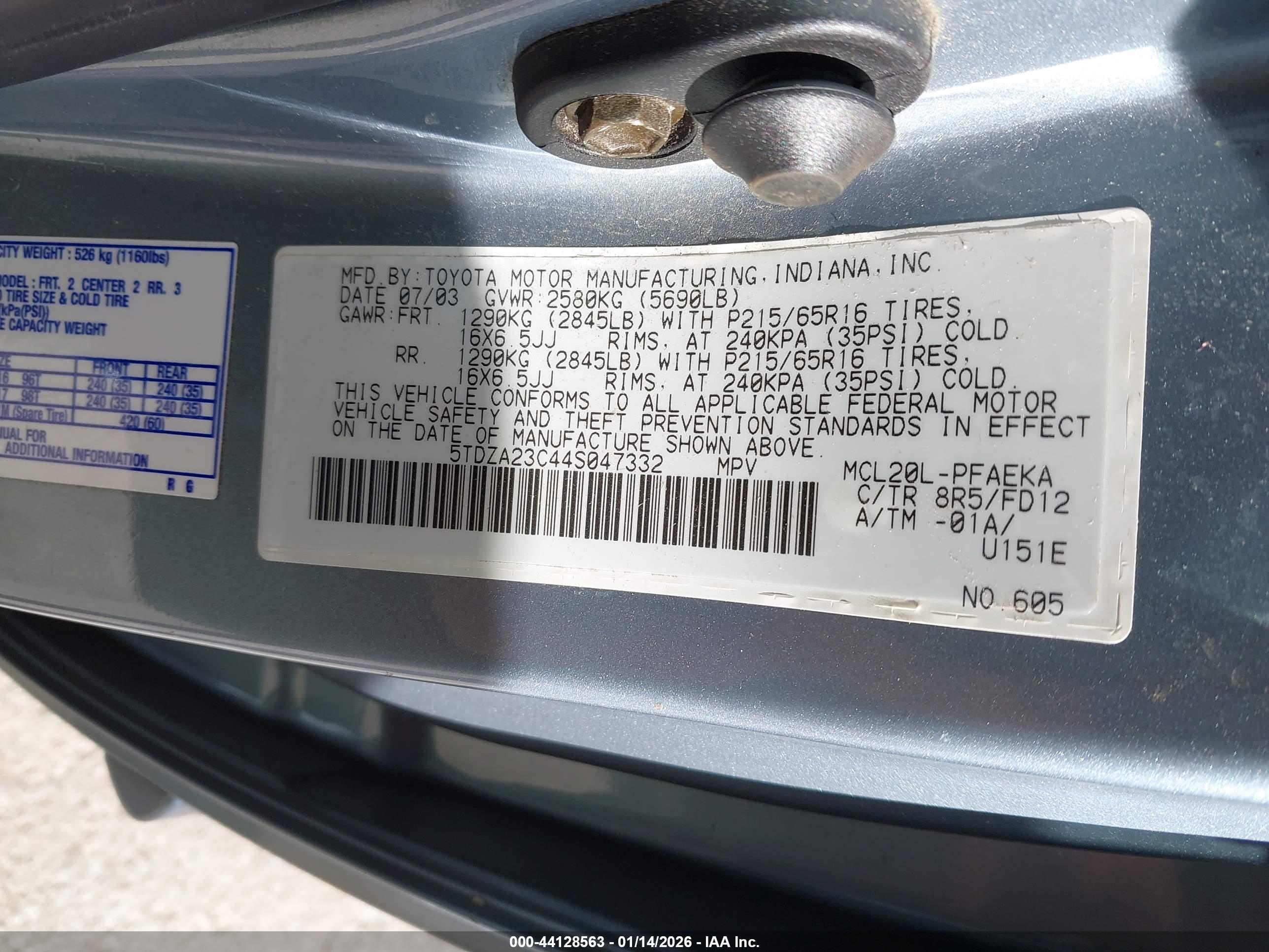 TOYOTA SIENNA image 9