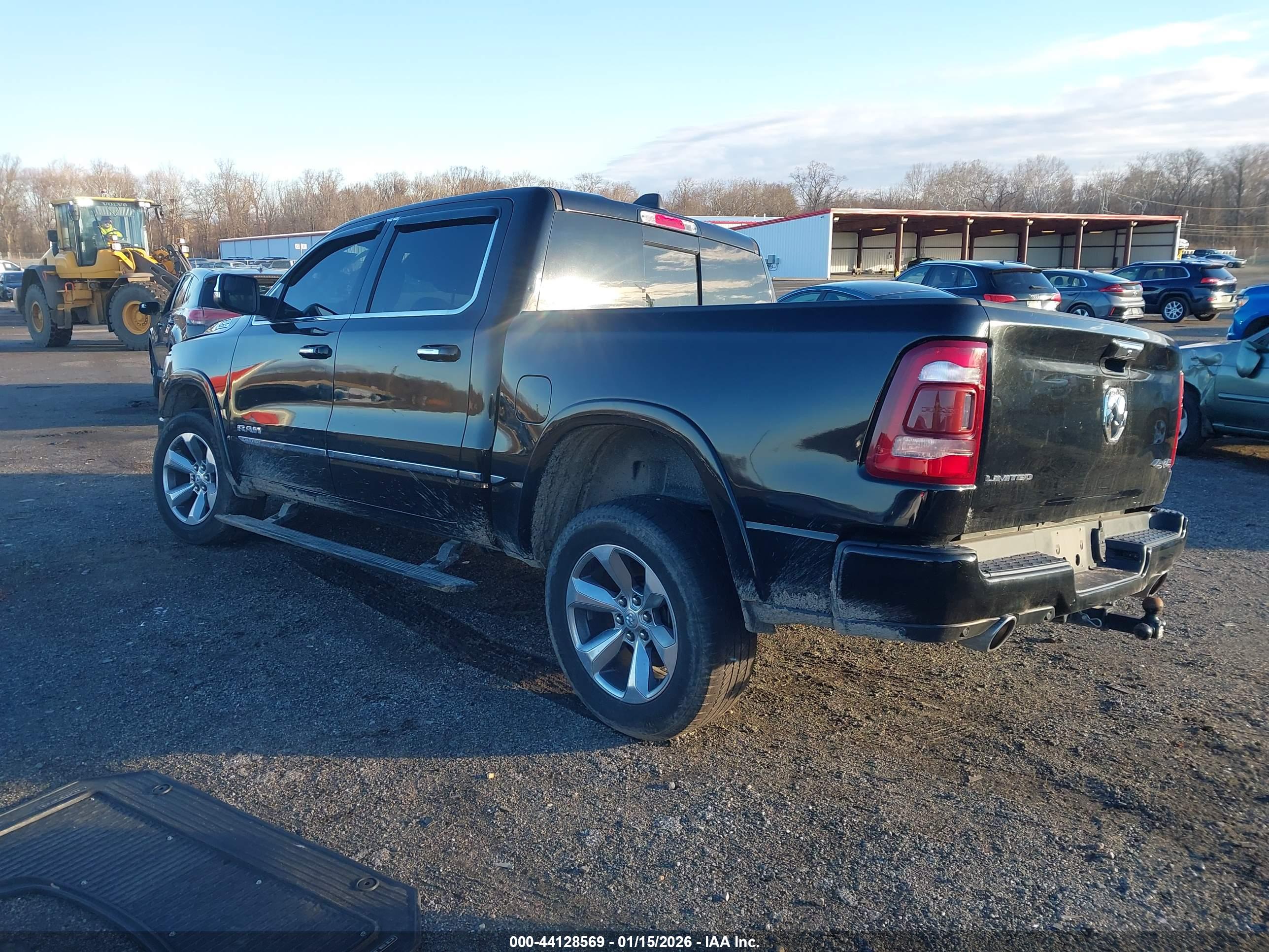 RAM 1500 image 3