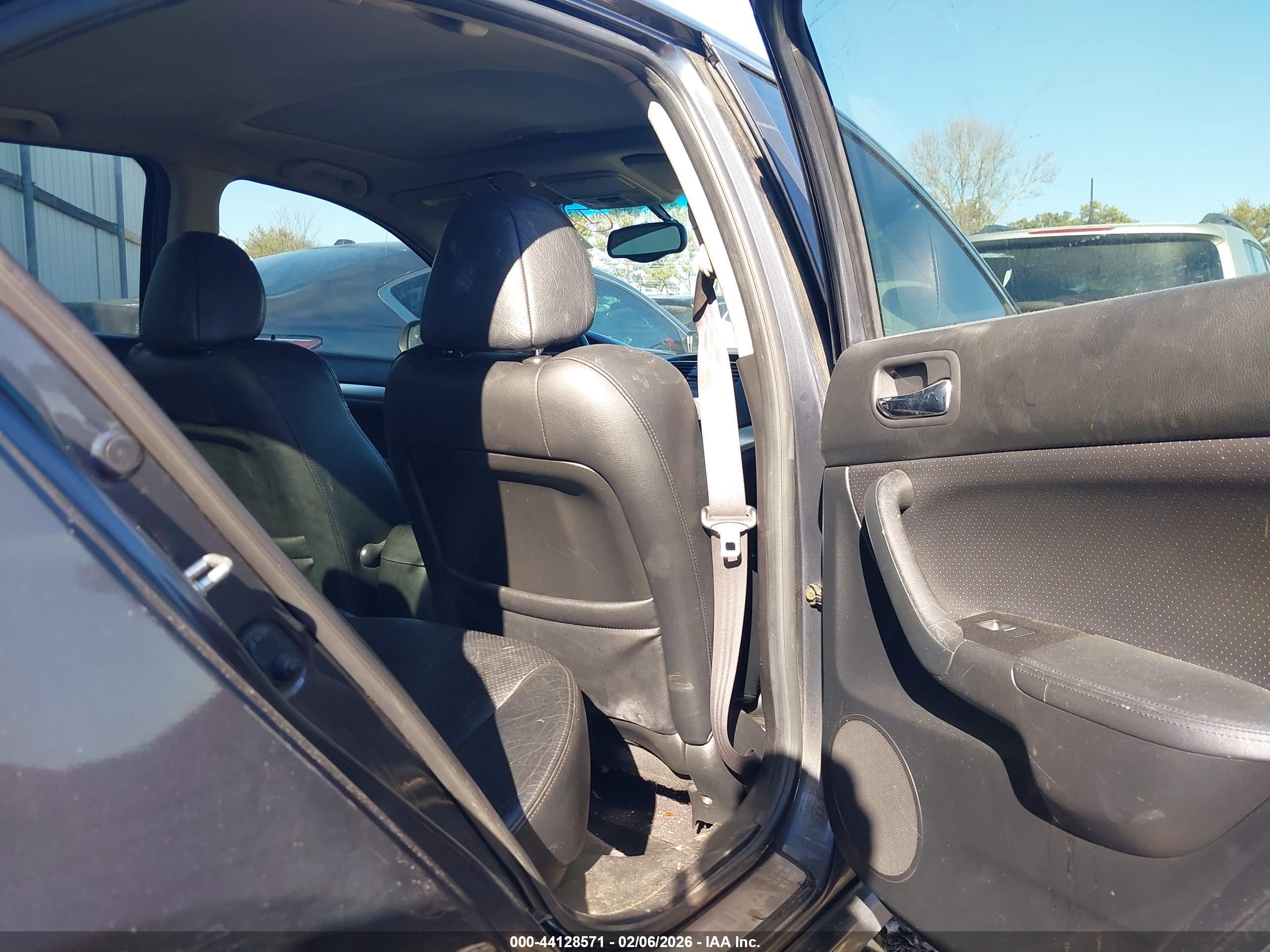 ACURA TSX image 8