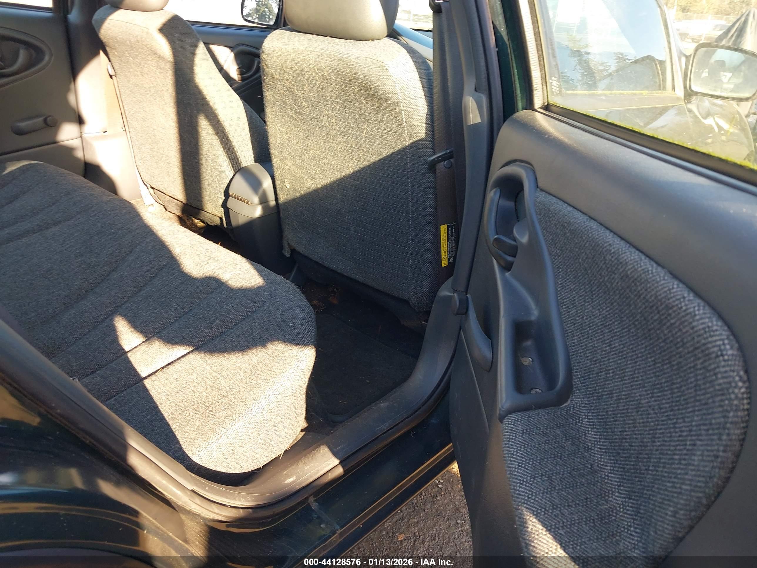 CHEVROLET CAVALIER image 8