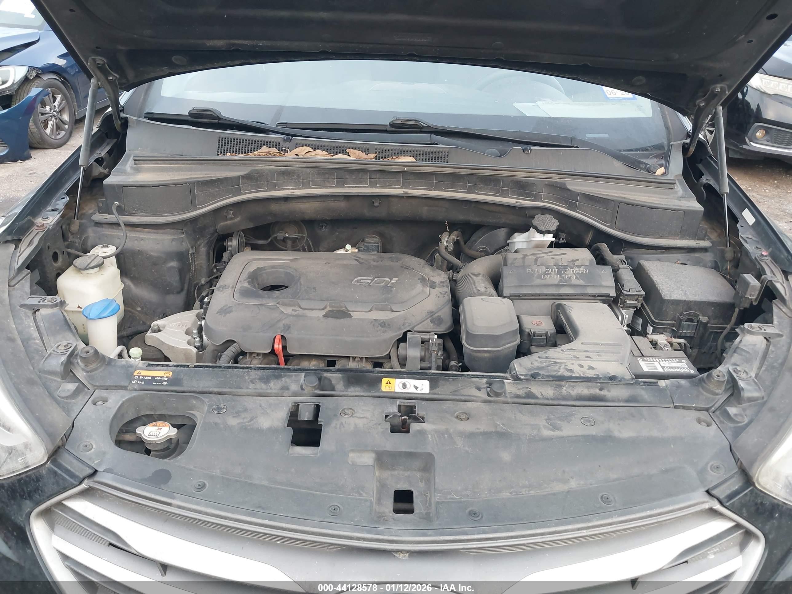 HYUNDAI SANTA image 10