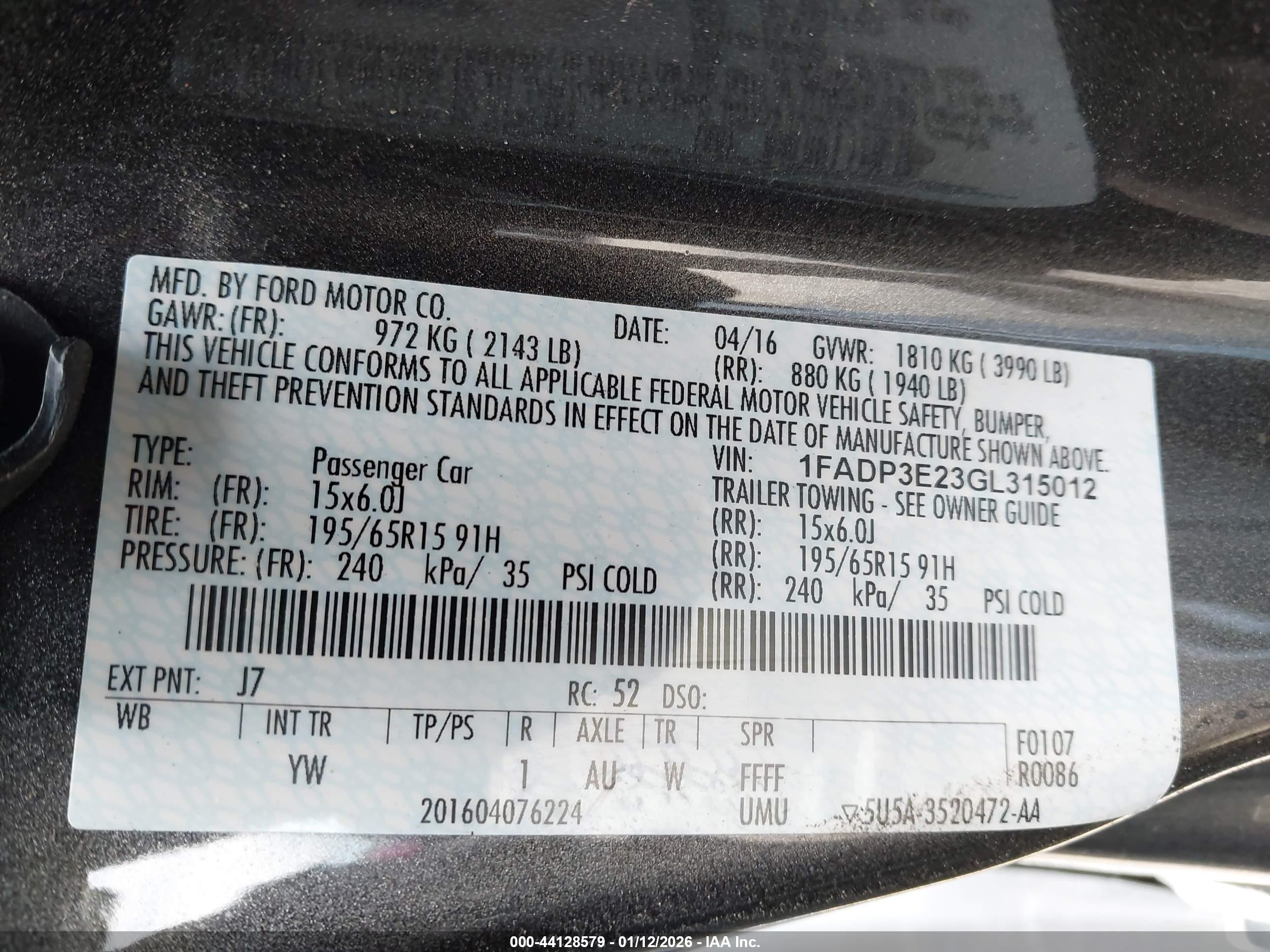 FORD FOCUS image 9